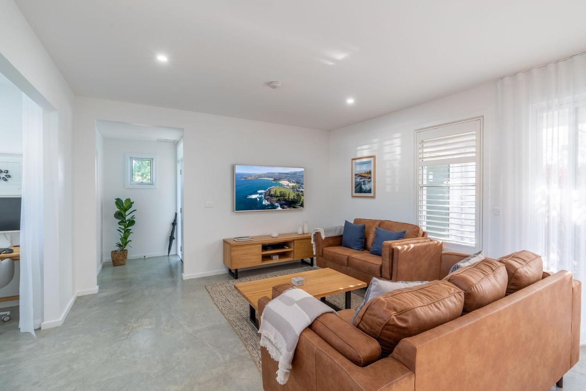 Three-Bedroom House photo 1
