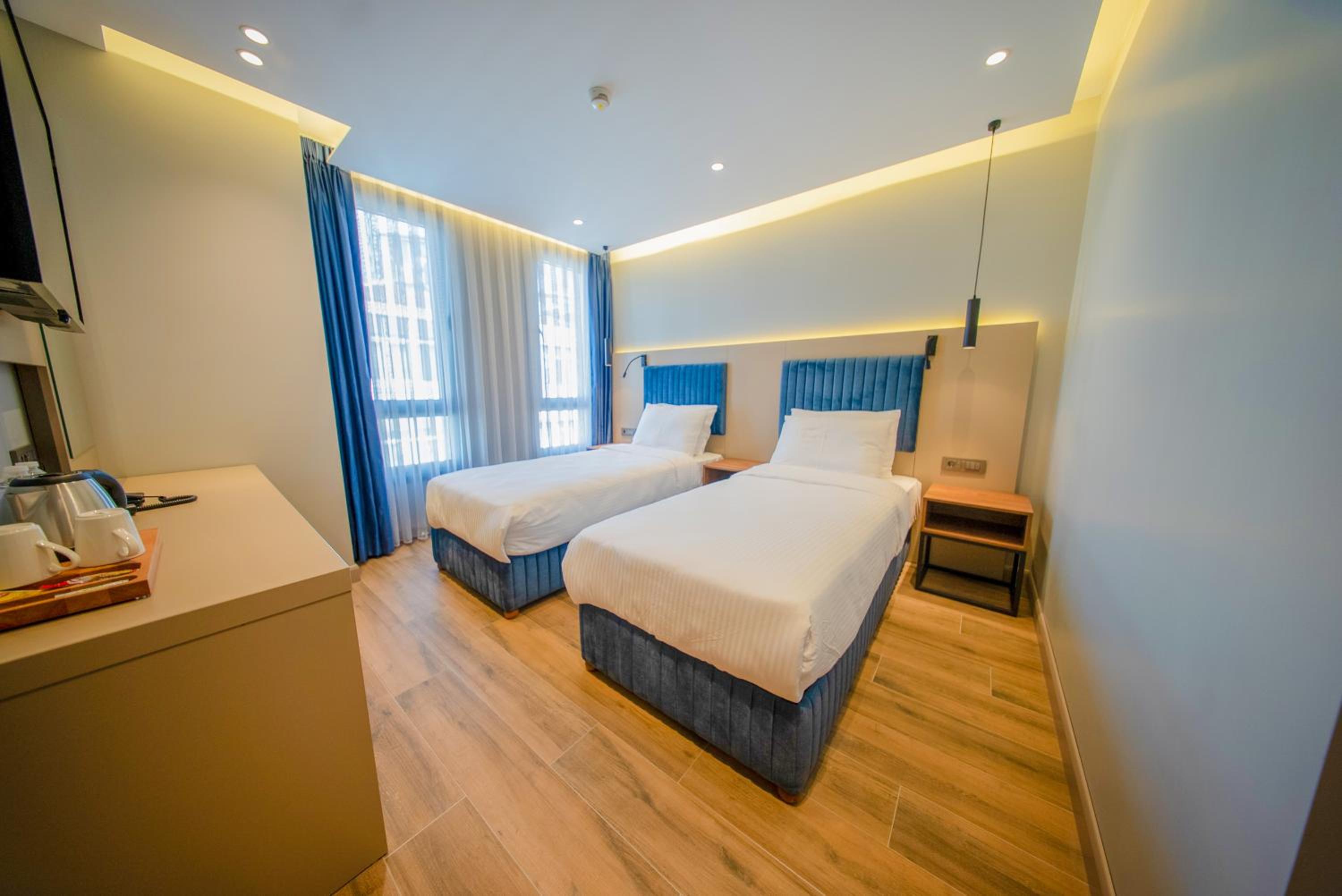 Deluxe Twin Room photo 1