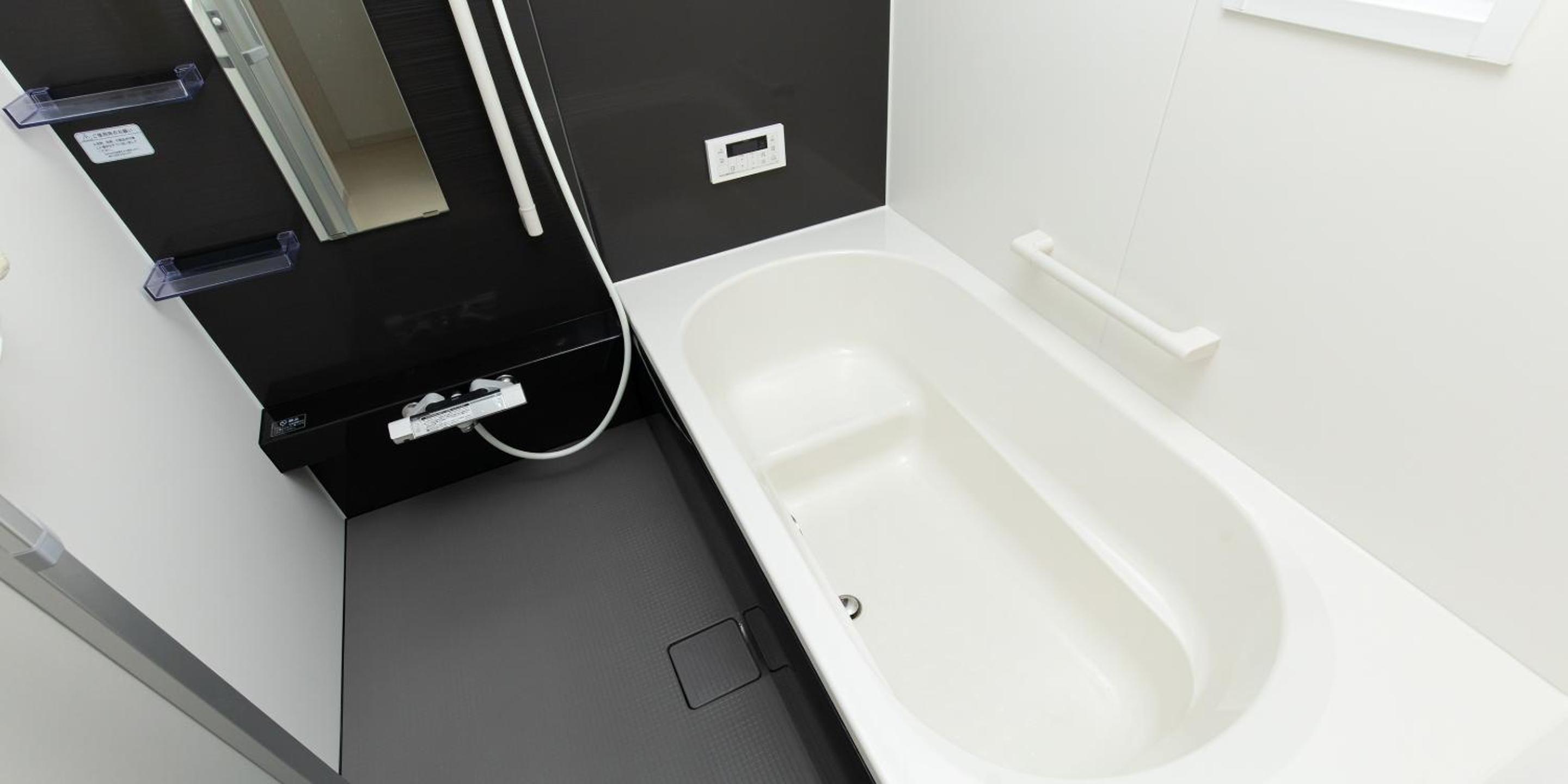 One-Bedroom House - Photo 34