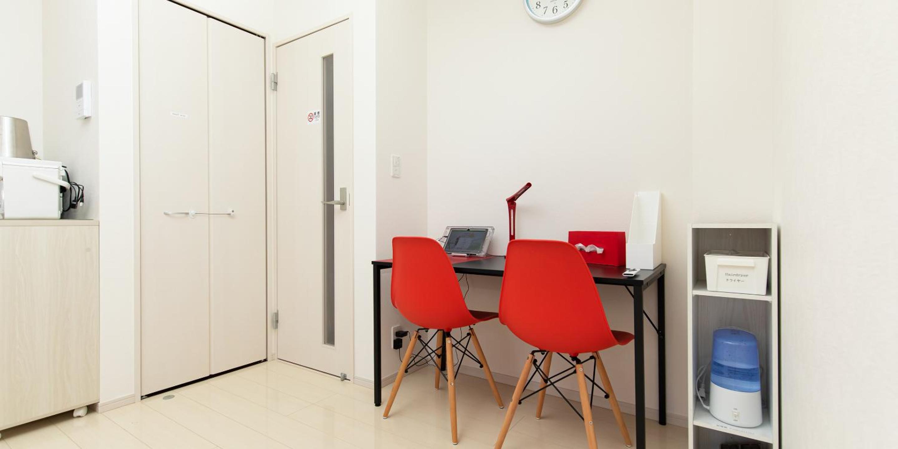 One-Bedroom House - Photo 49