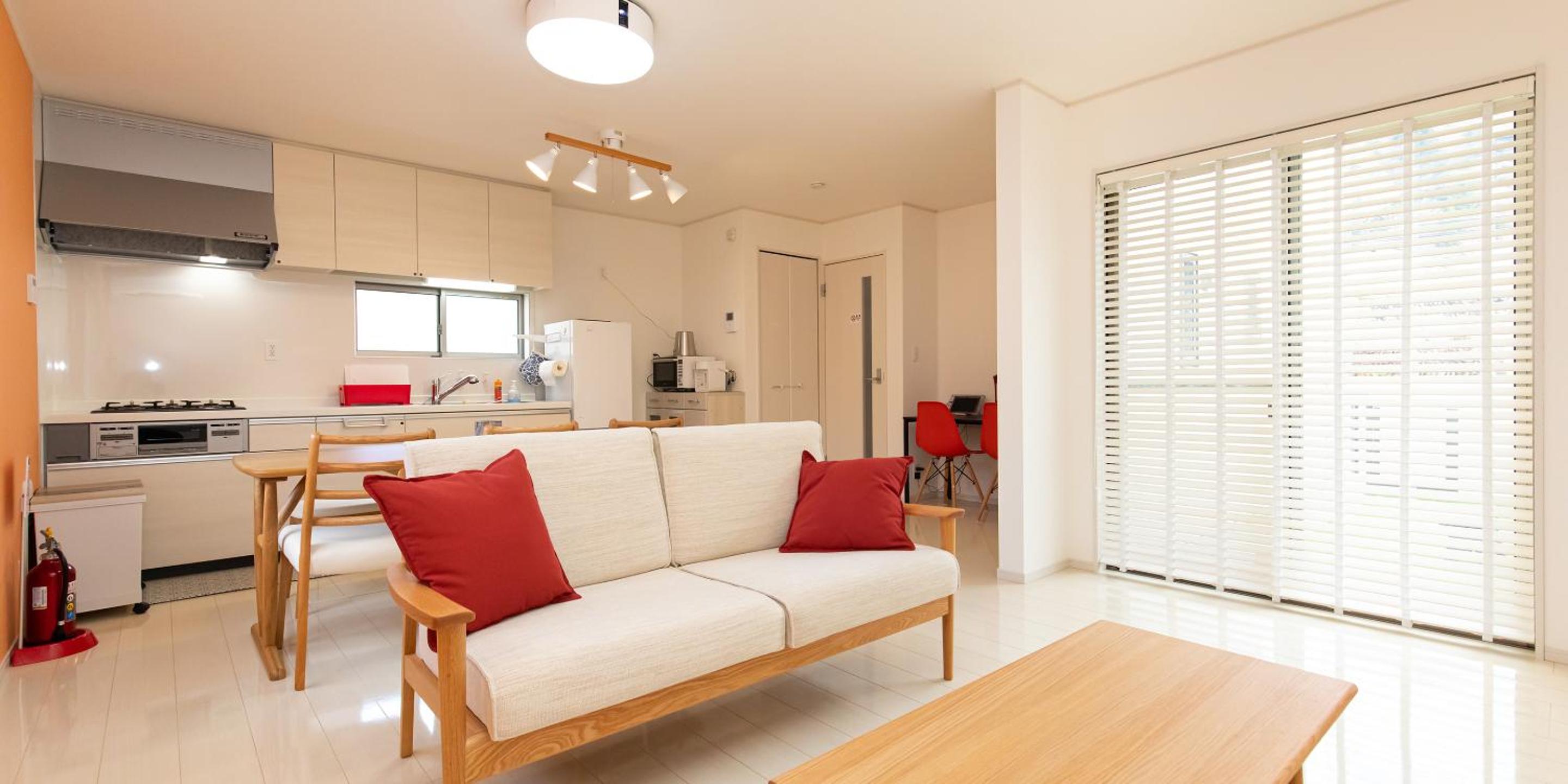 One-Bedroom House - Photo 43