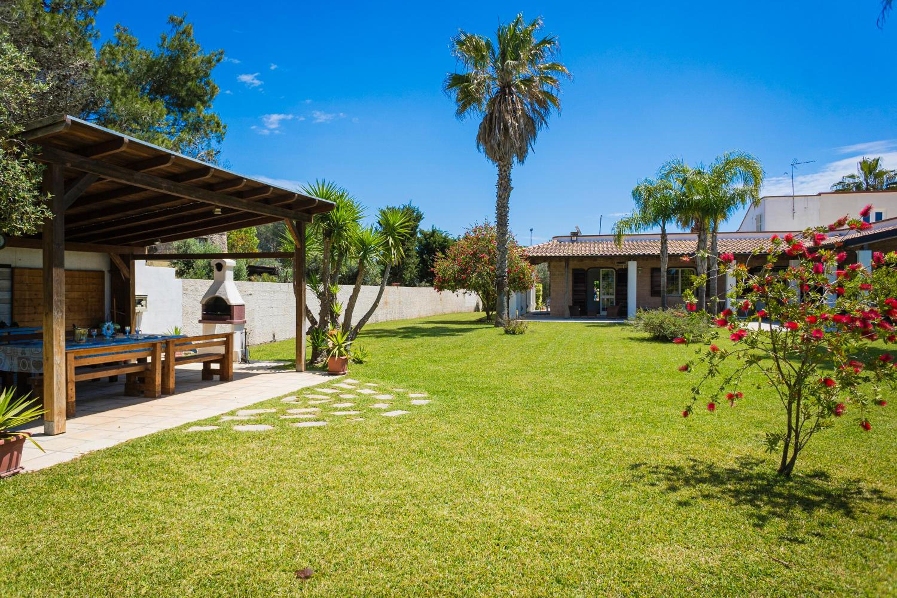 Villa With Private Pool photo 3
