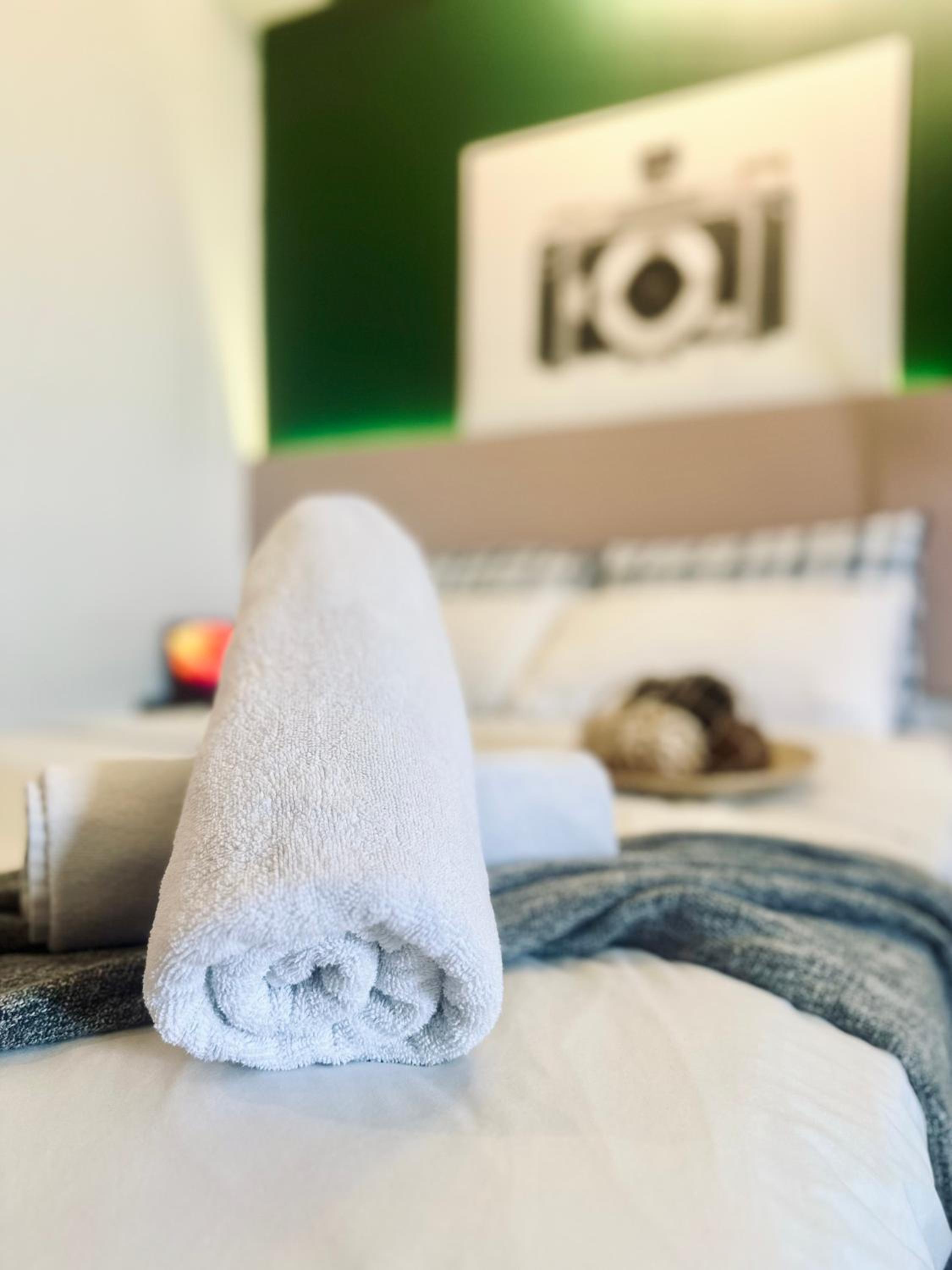 Studio Apartment photo 1