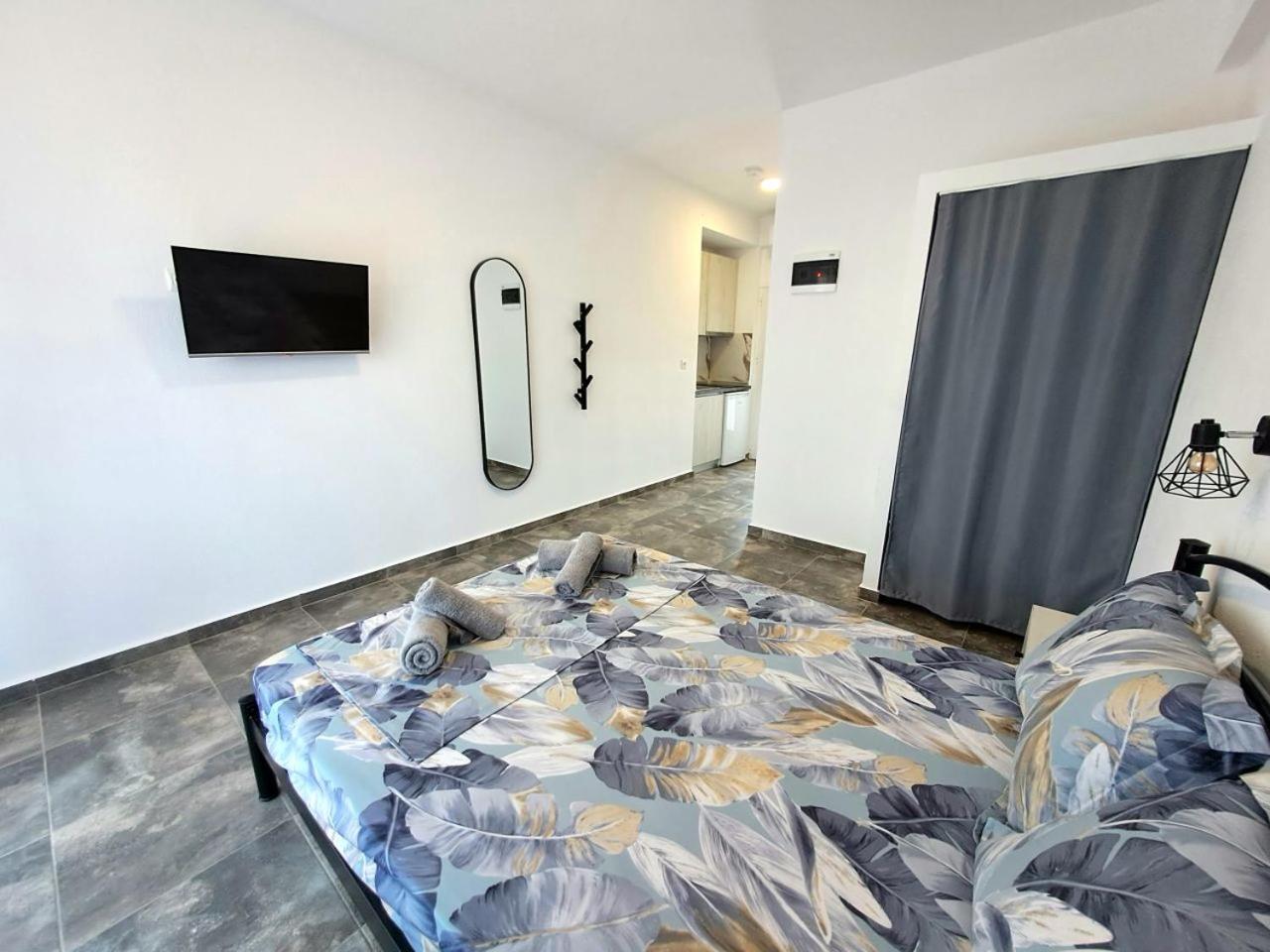 Double Room - Disability Access photo 1
