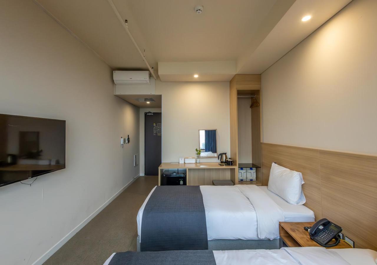 Business Twin Room with City View