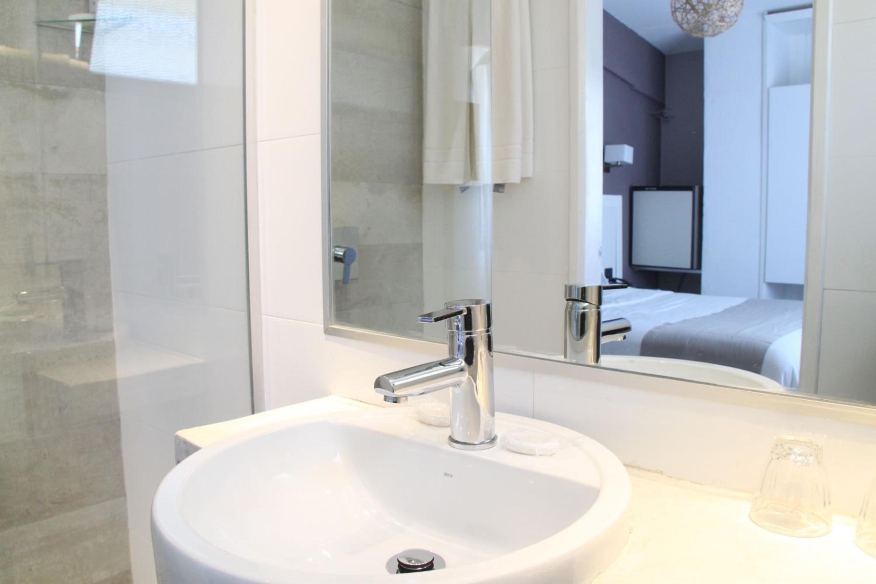 Standard Twin Room photo 2