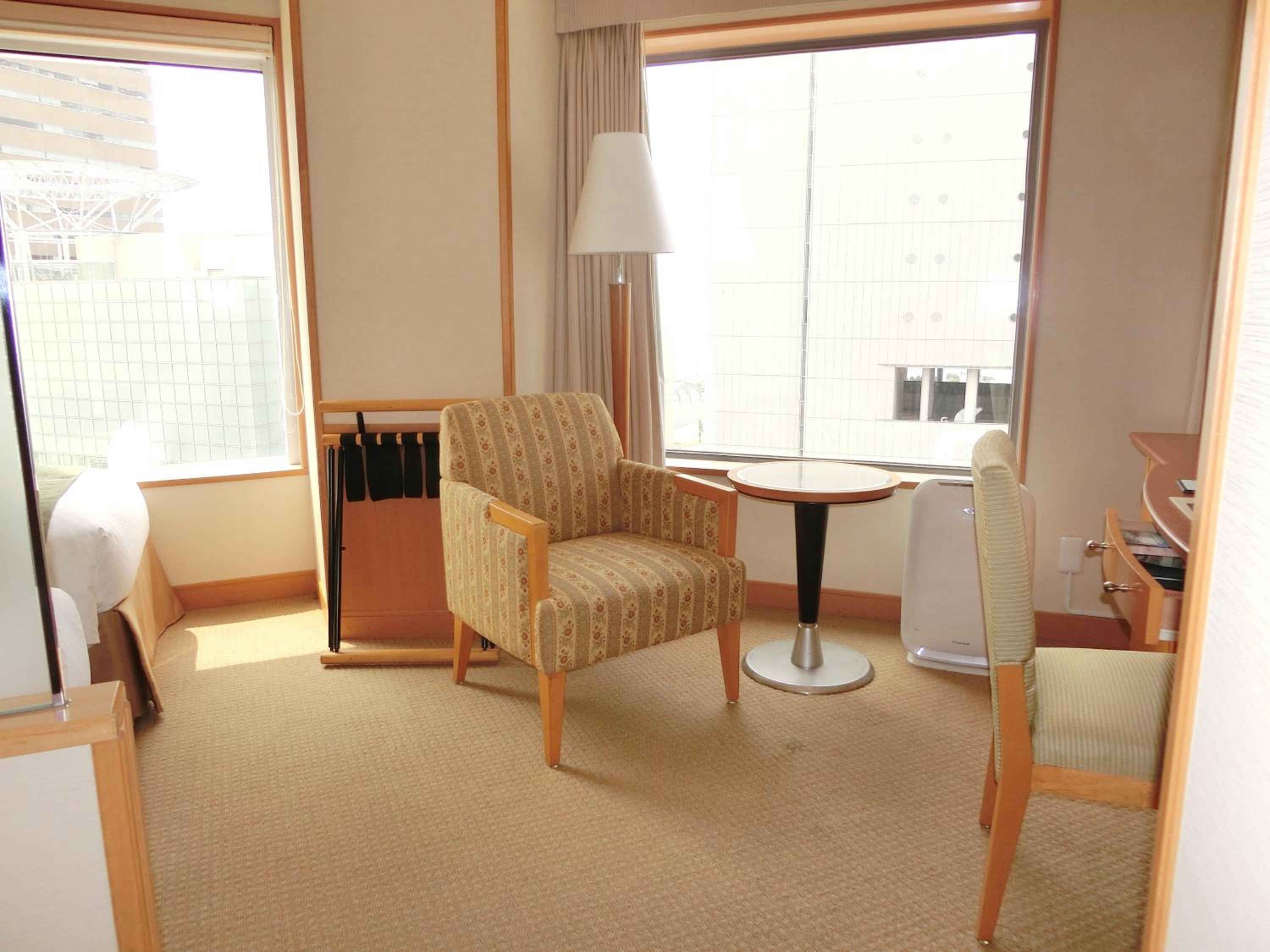 Economy Twin Room - Non-Smoking - Photo 5