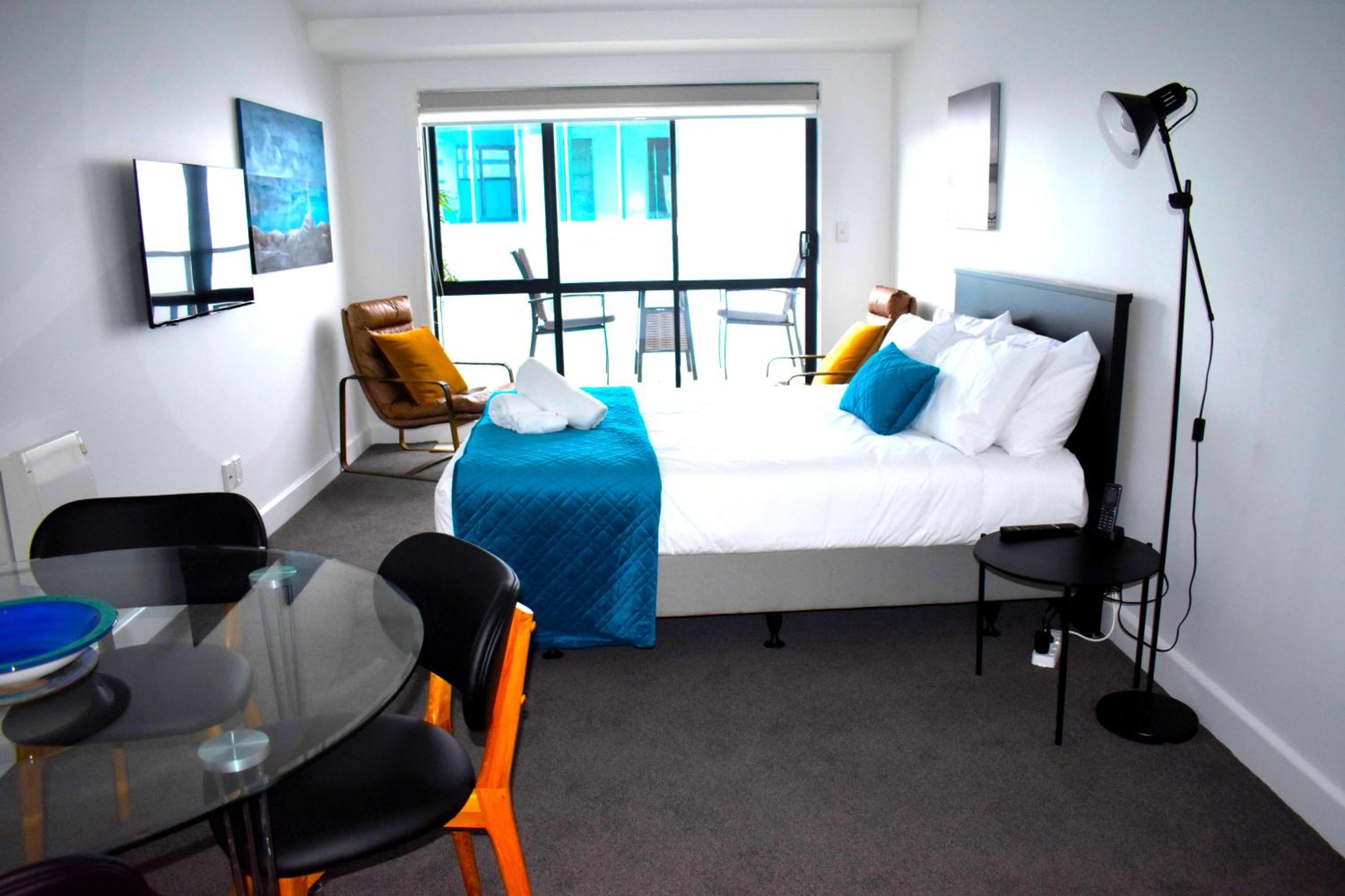One-Bedroom Suite photo 1