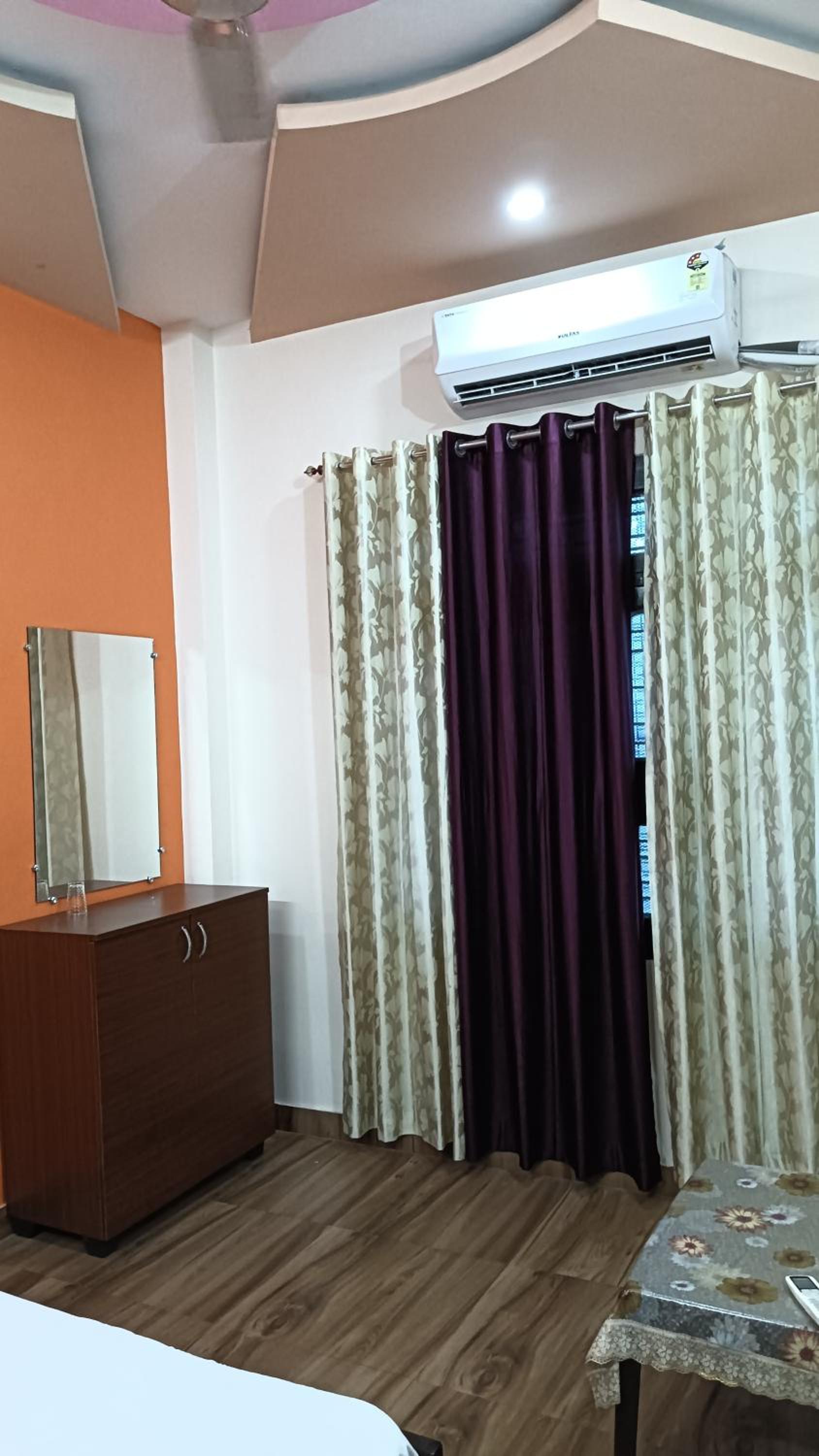 Double Room With Private External Bathroom photo 1