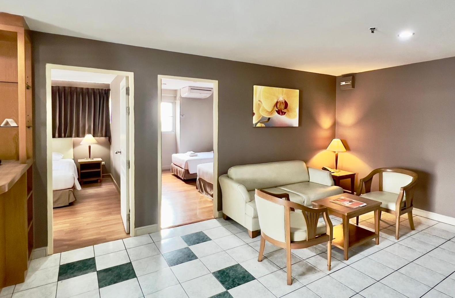 Family Suite photo 2