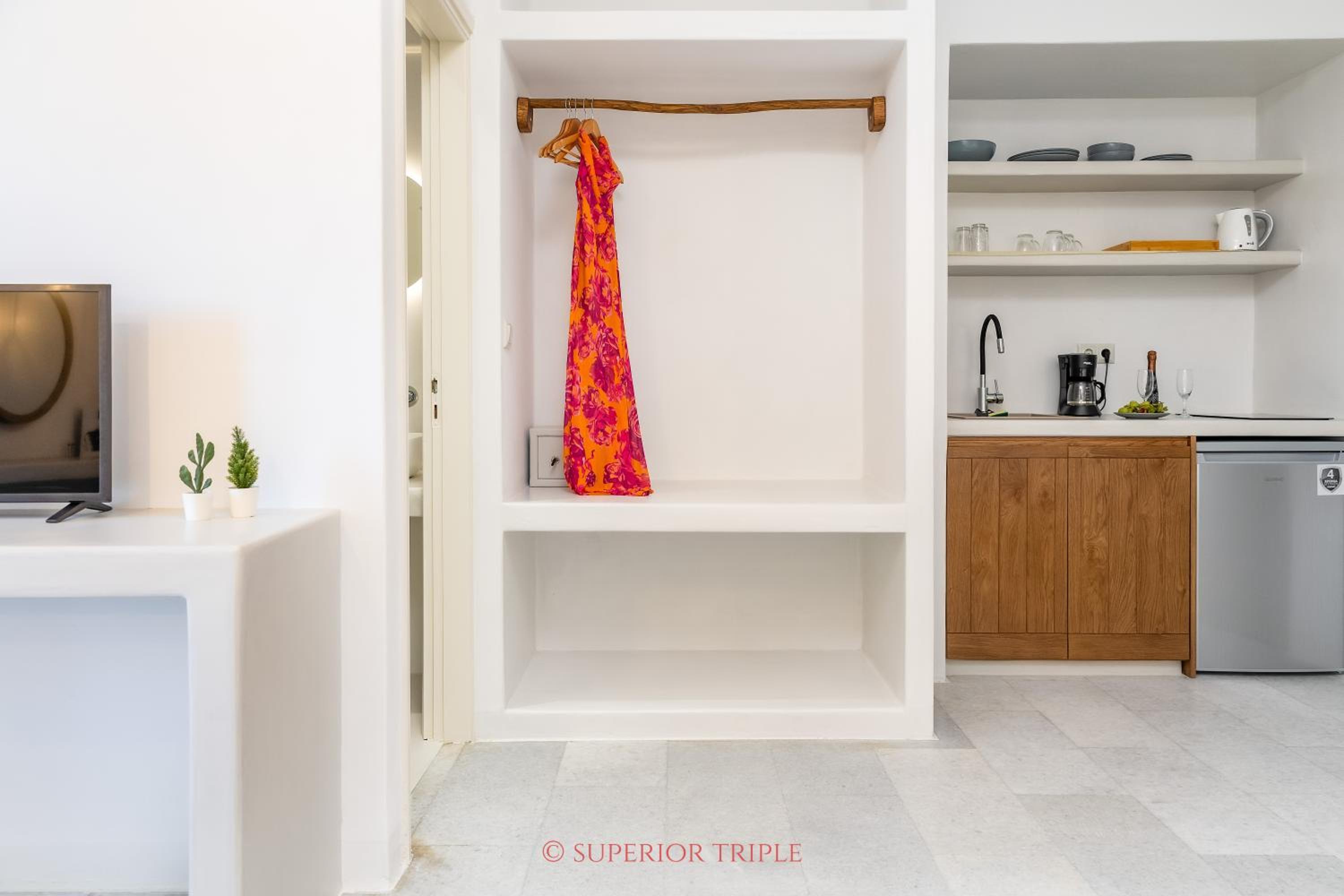 Superior Triple Room - Photo 5