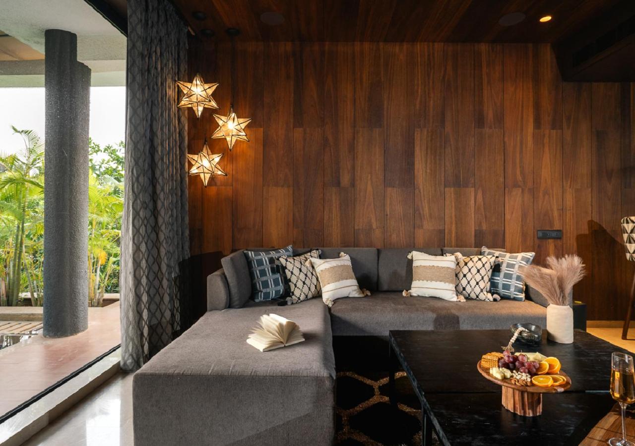 Villa photo 1