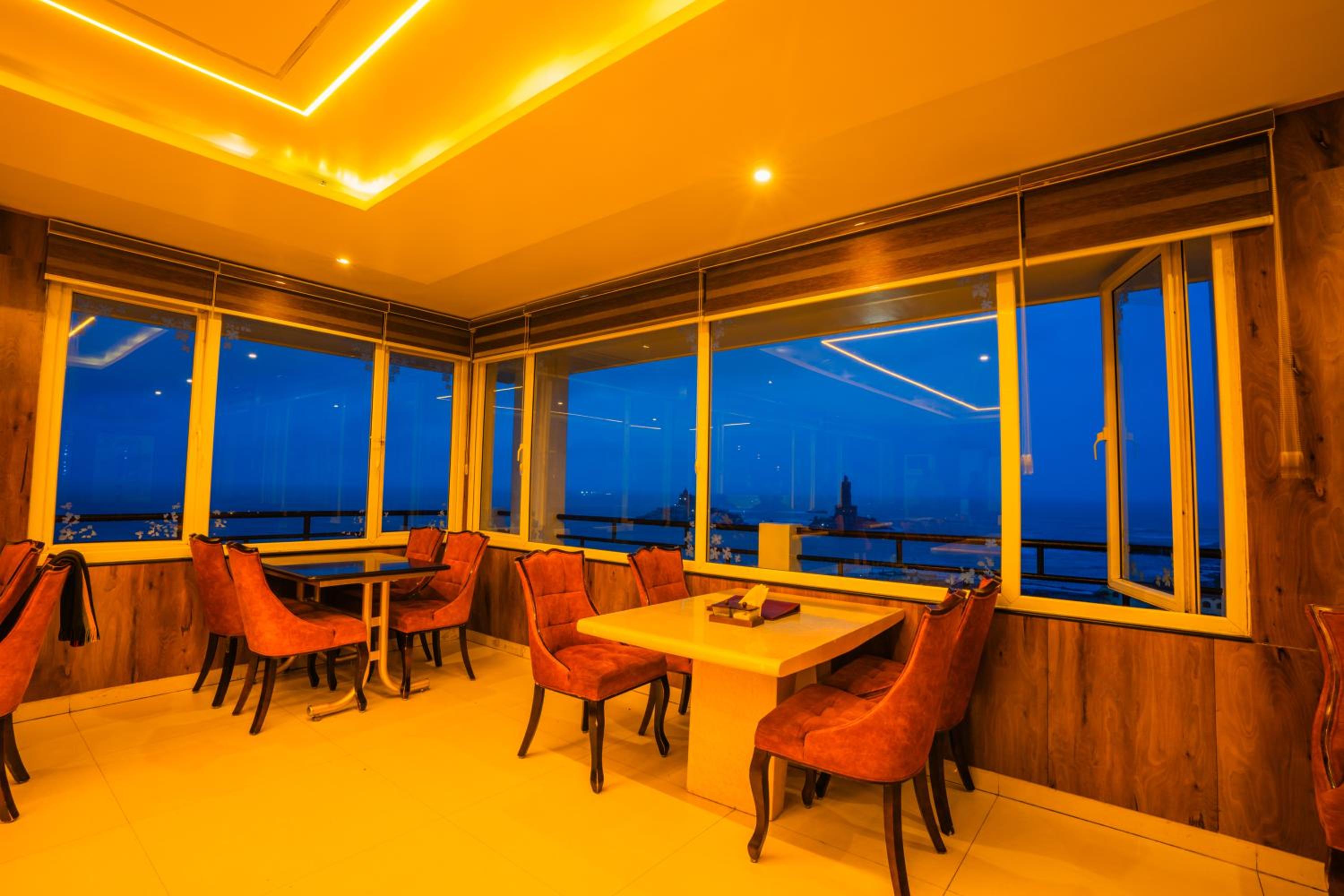 Deluxe Double Room With Sea View photo 3