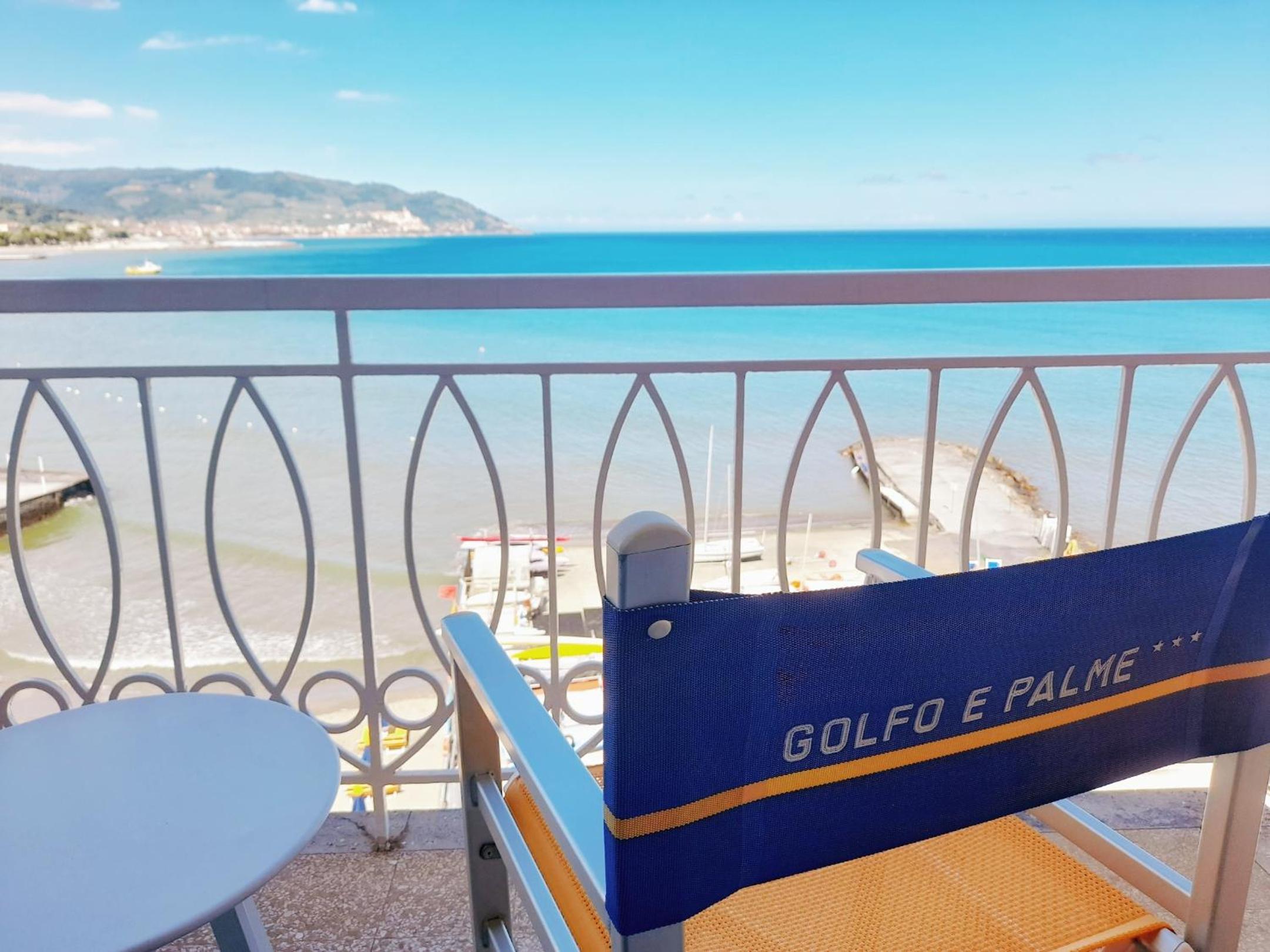 Deluxe Double Room with Sea View - Photo 17