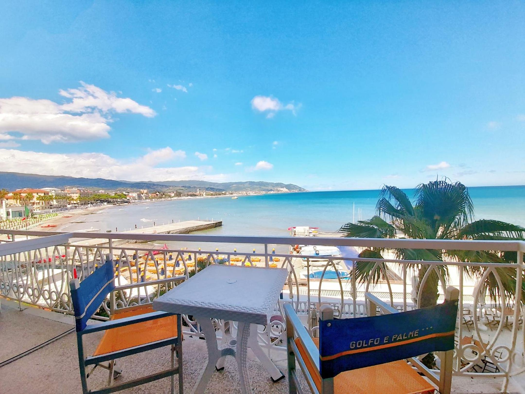 Double Room with Sea View - Photo 20