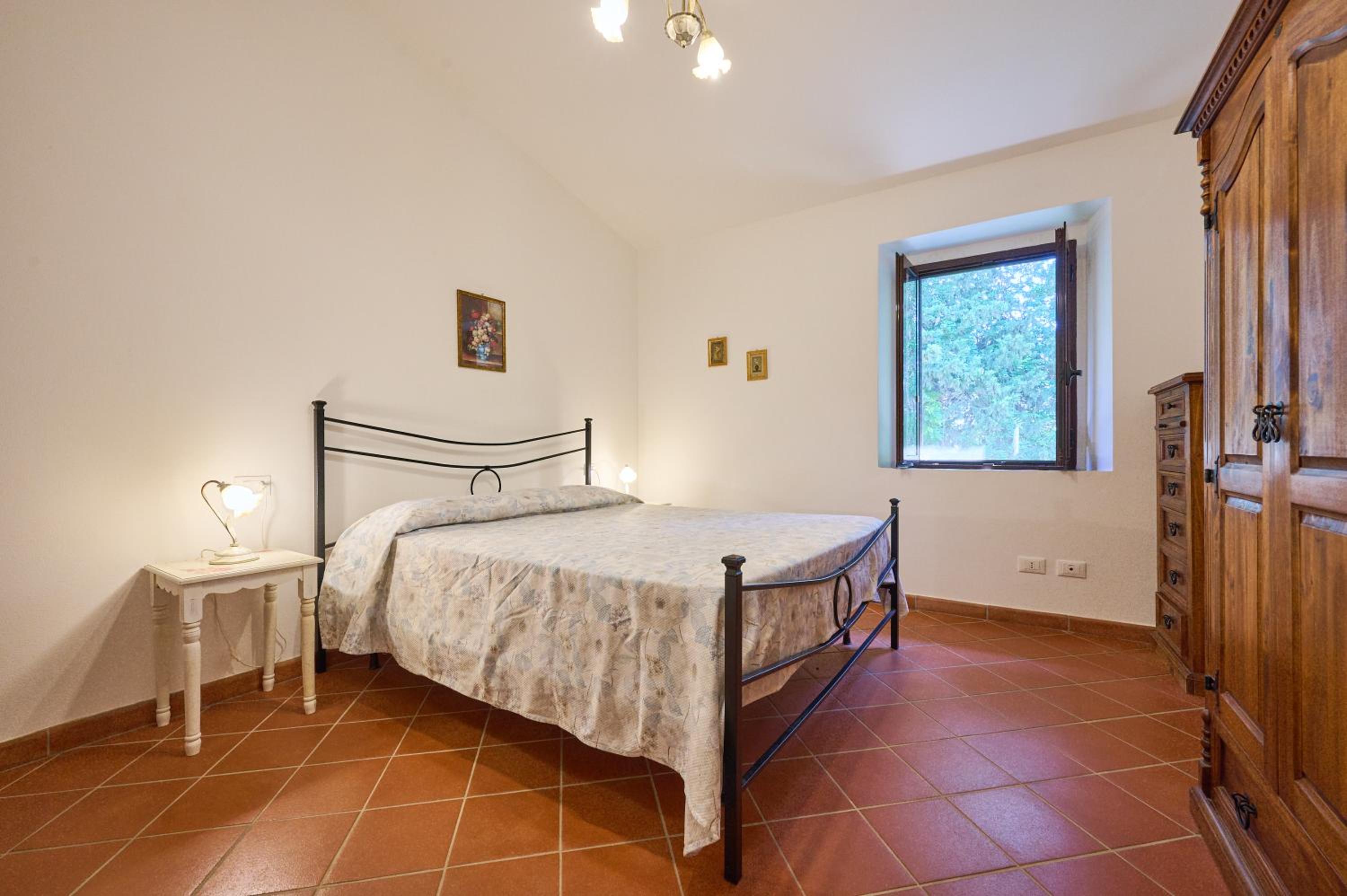 One-Bedroom Apartment with Garden View