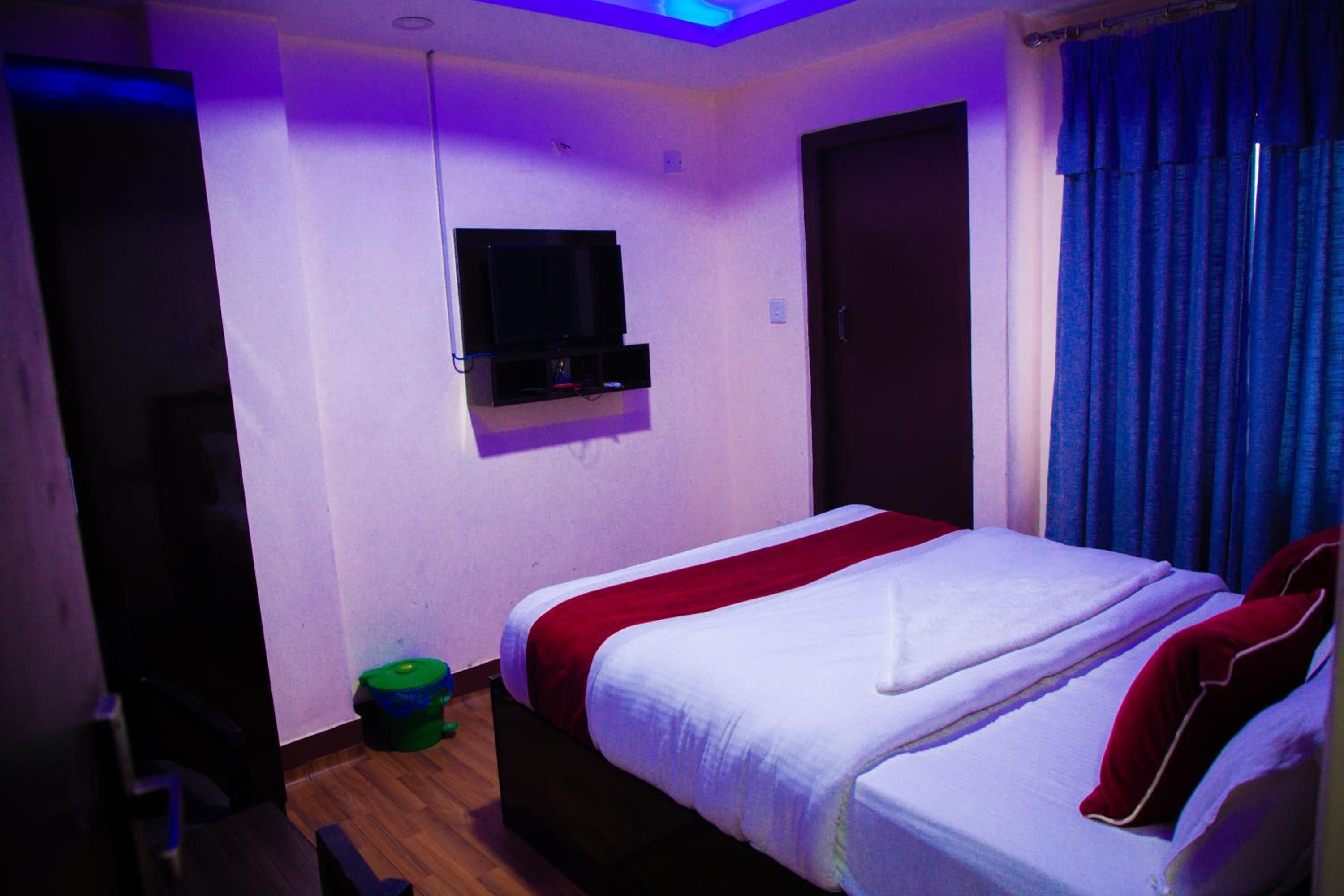 Deluxe Single Room