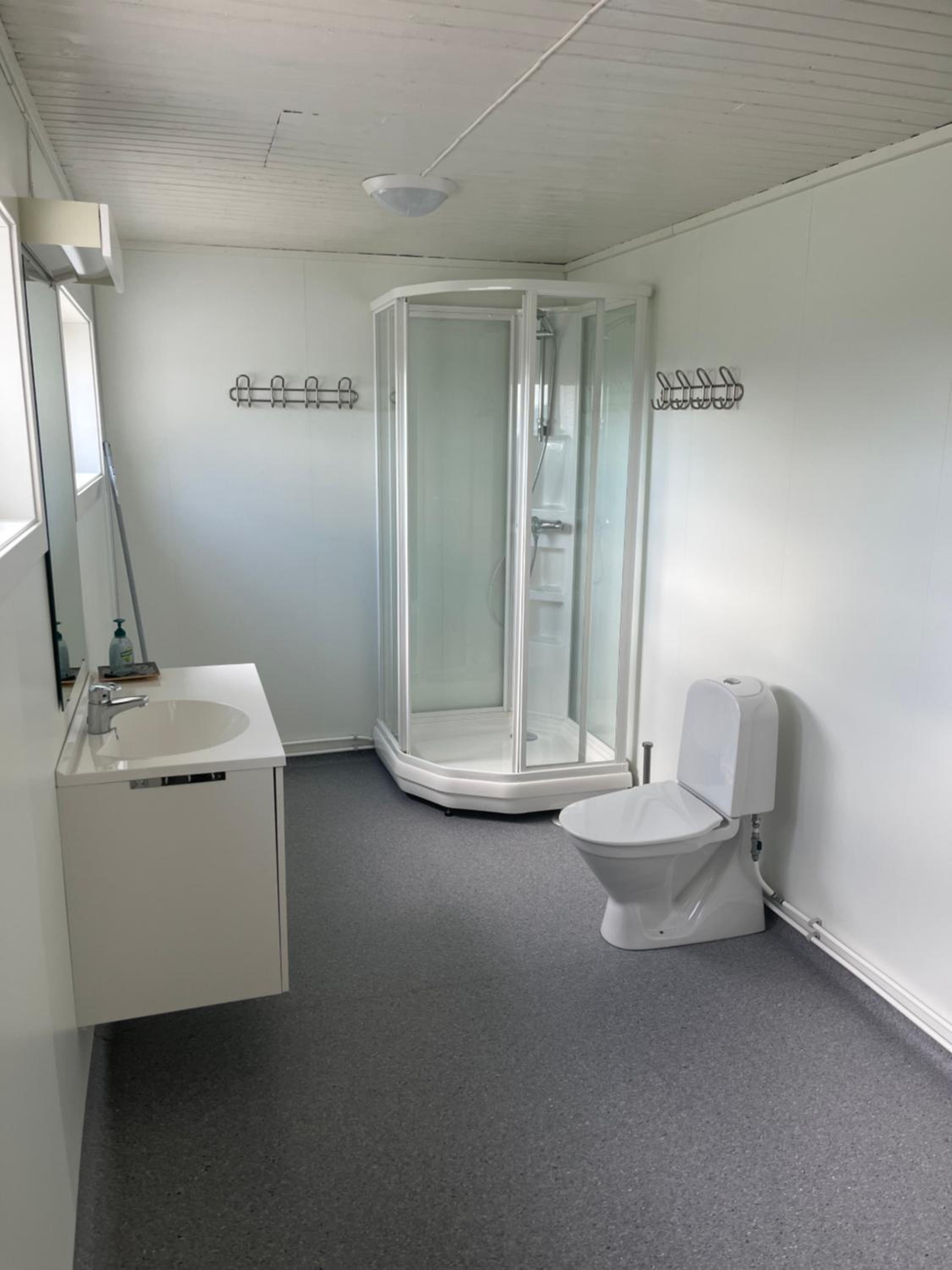 Double or Twin Room - Photo 4