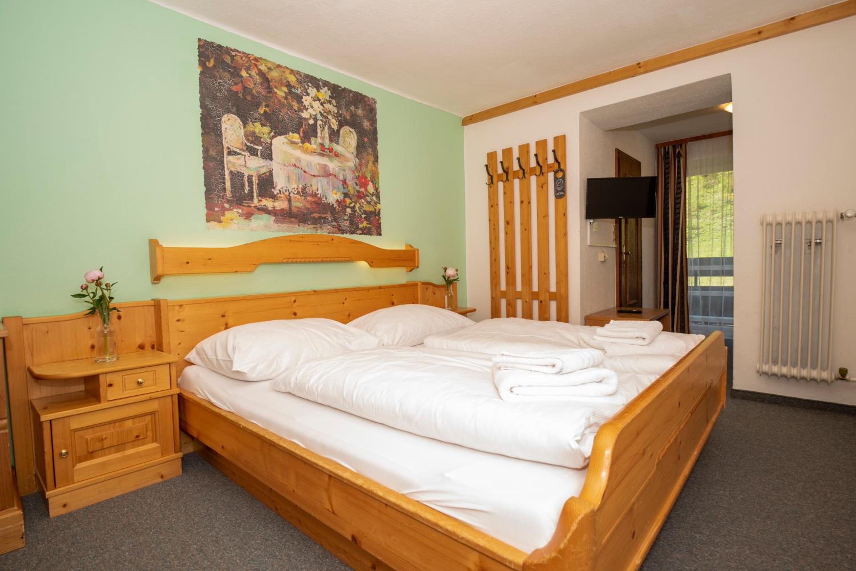 Deluxe Double Room with Shower photo 1