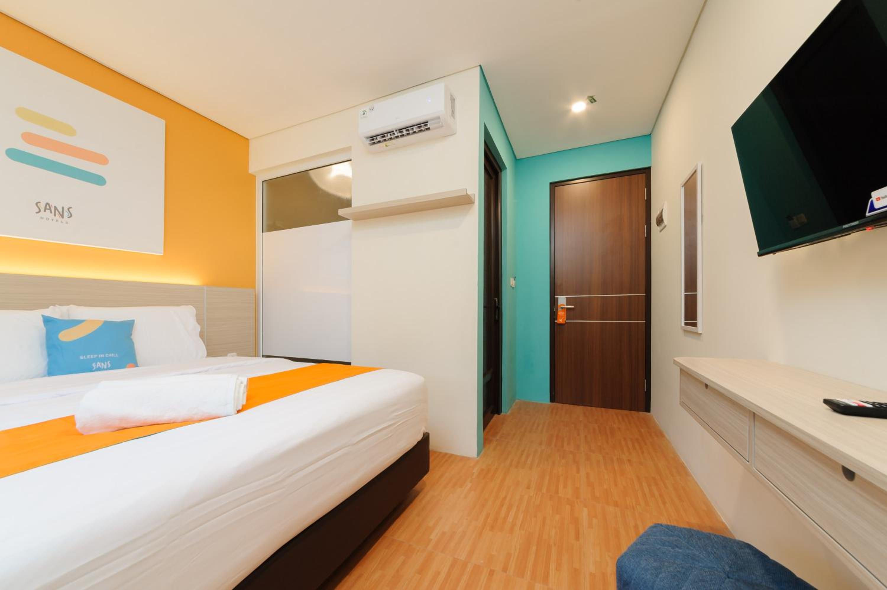 Deluxe Room - Photo 7