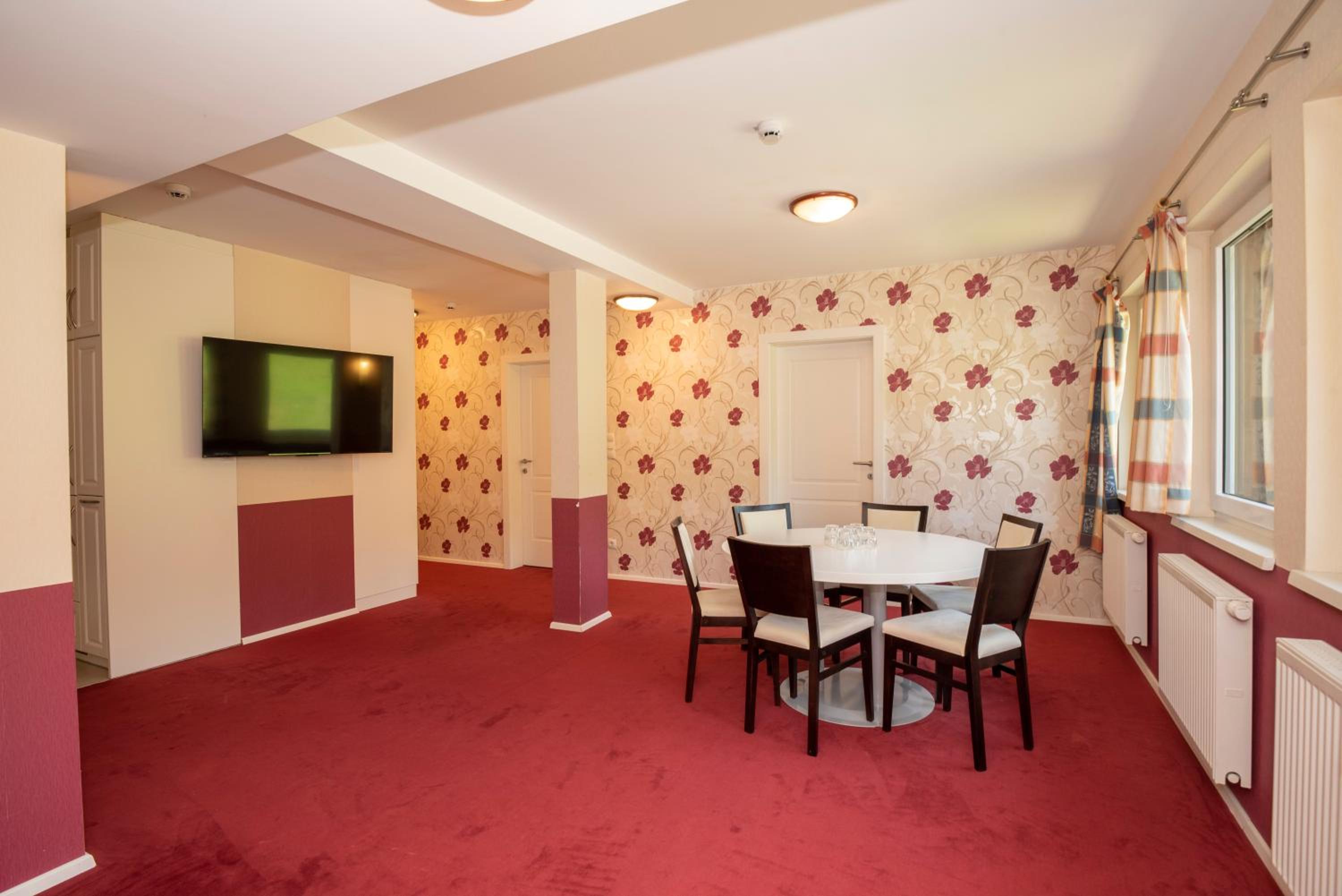 Superior Apartment photo 3