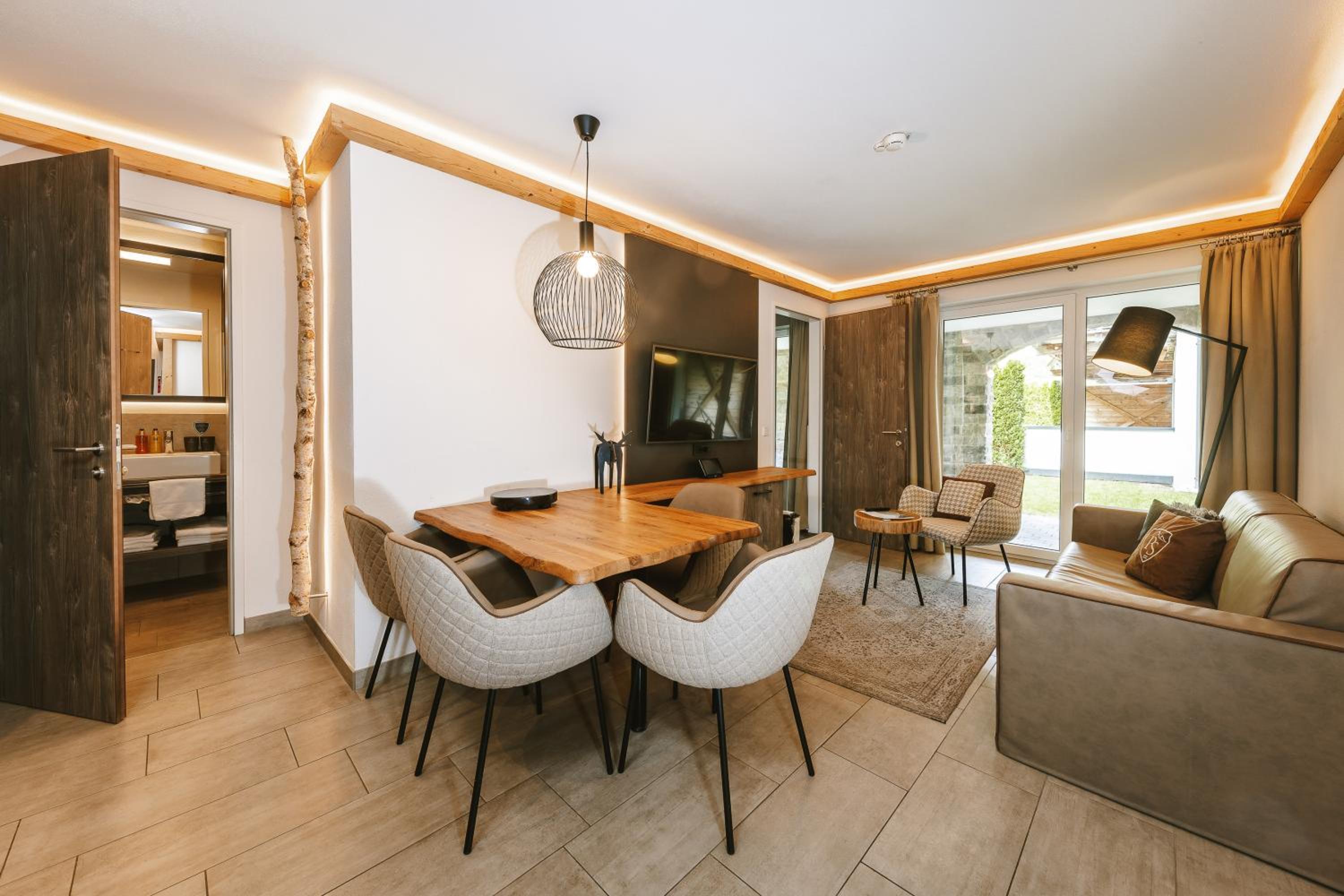 One-Bedroom Suite