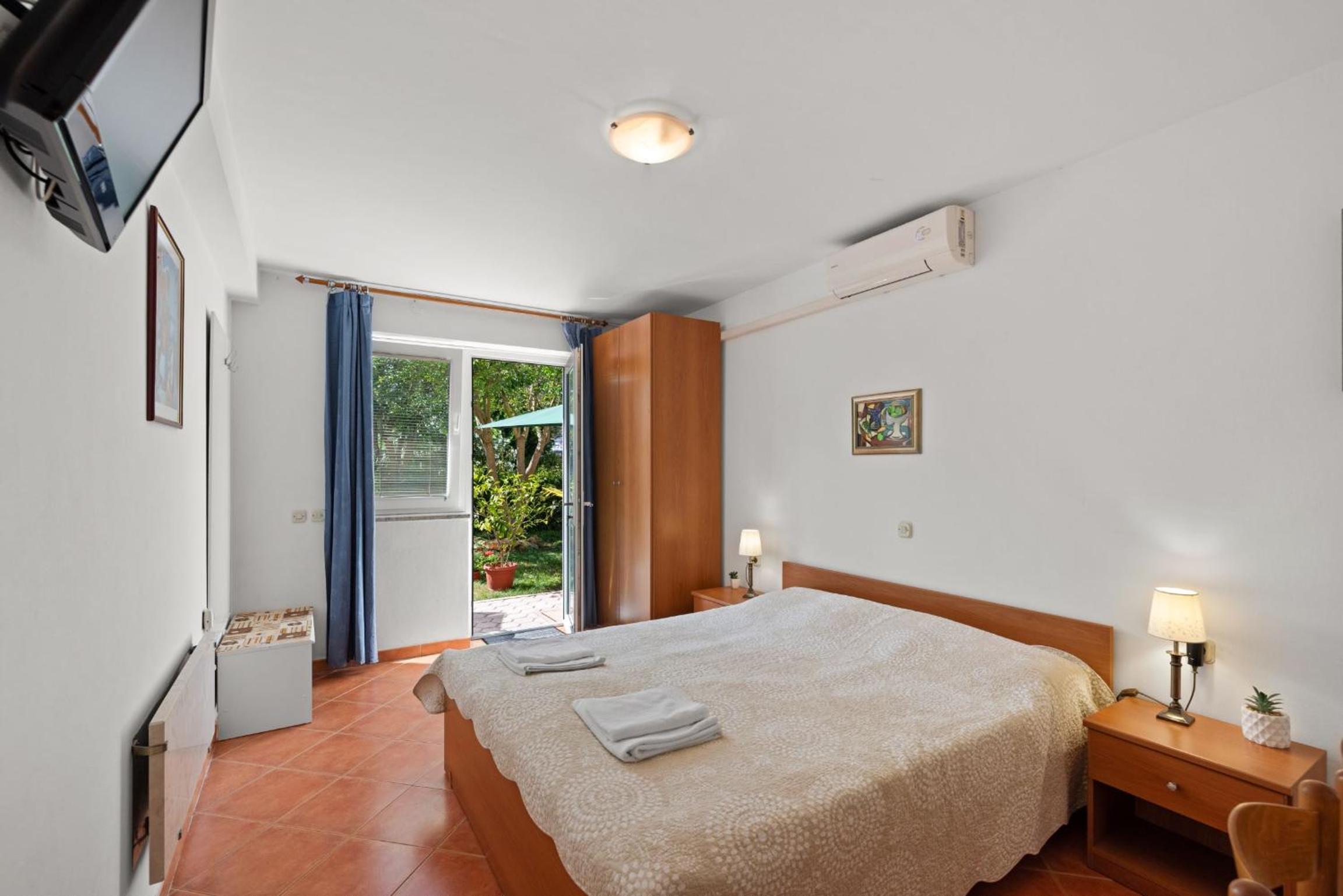 Double Room with Garden View