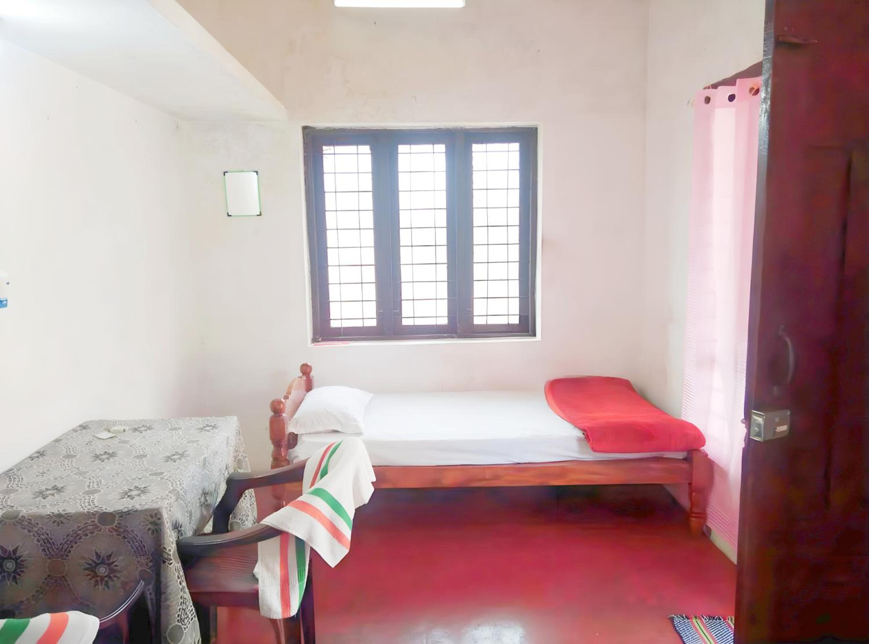 Budget Single Room photo 1
