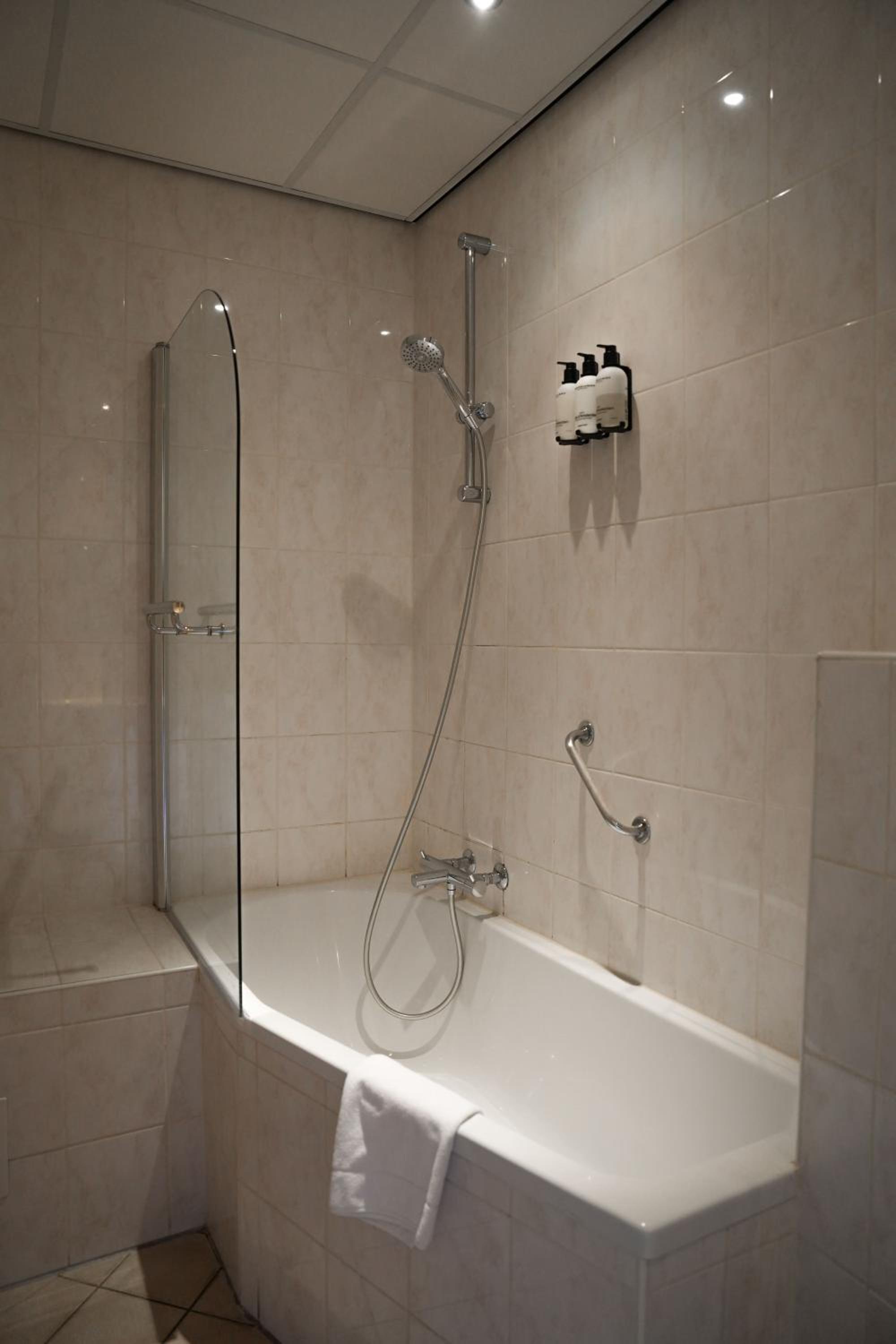 Deluxe Double Room - Photo 2