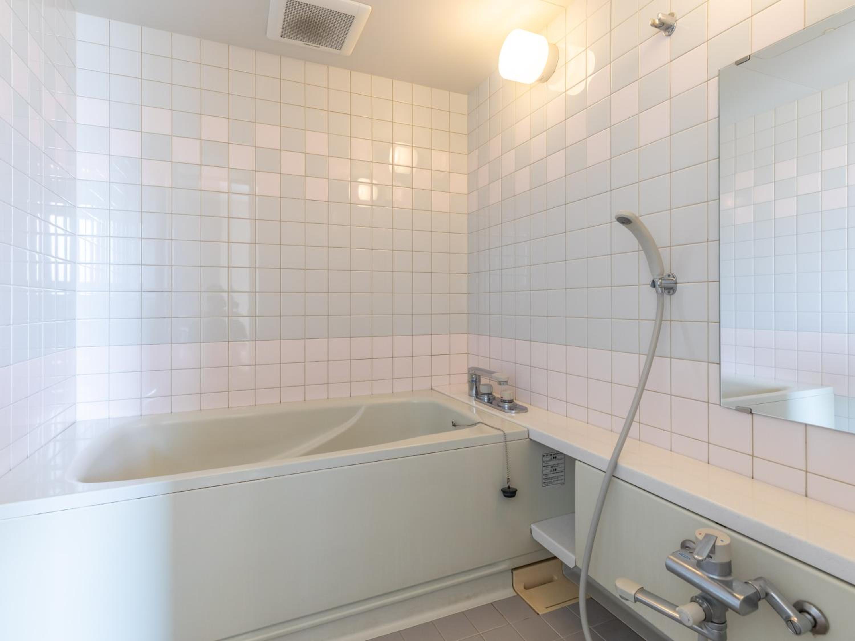 Non-Smoking - Japanese-Style Room up to 4 guests photo 2
