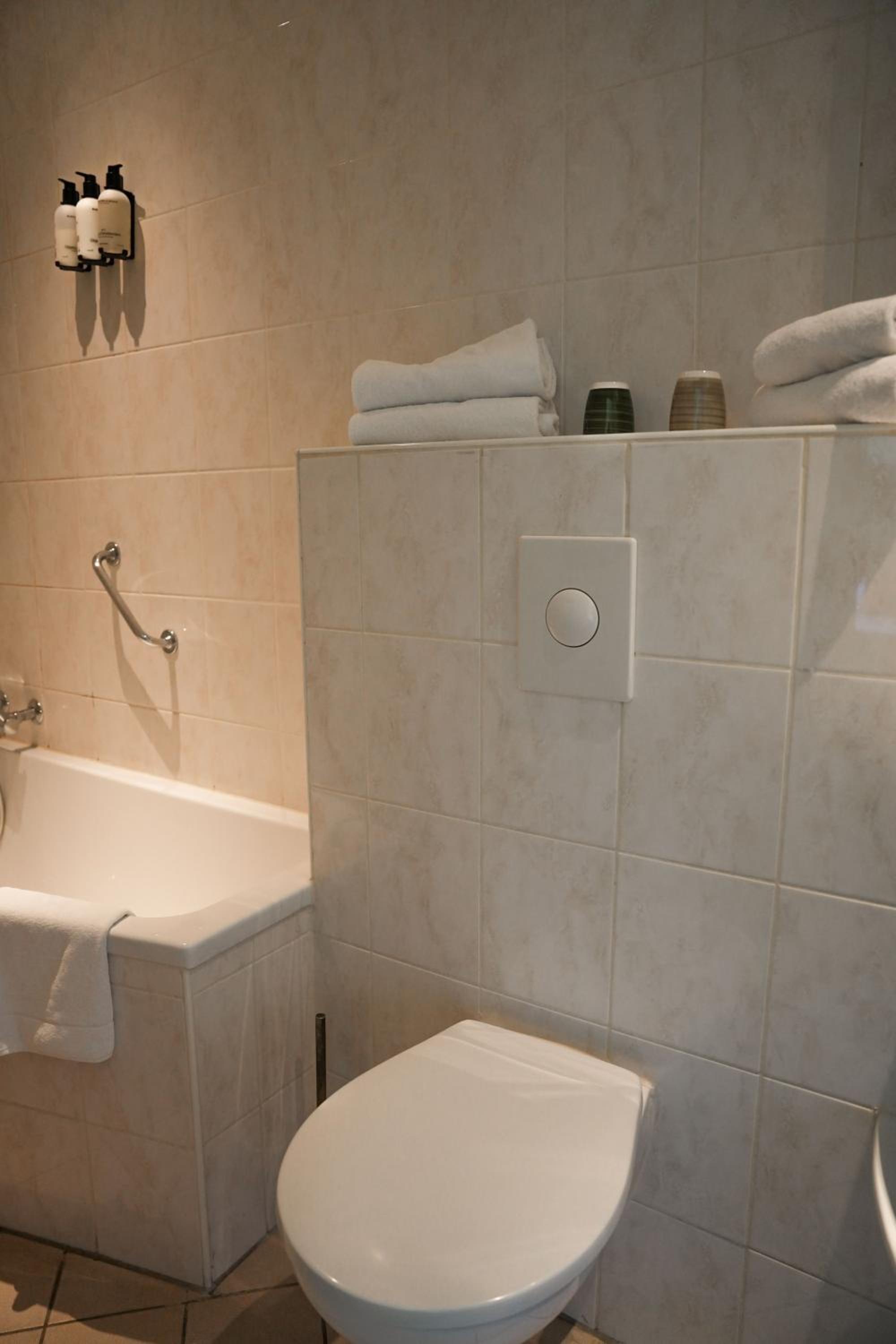 Deluxe Double Room - Photo 5