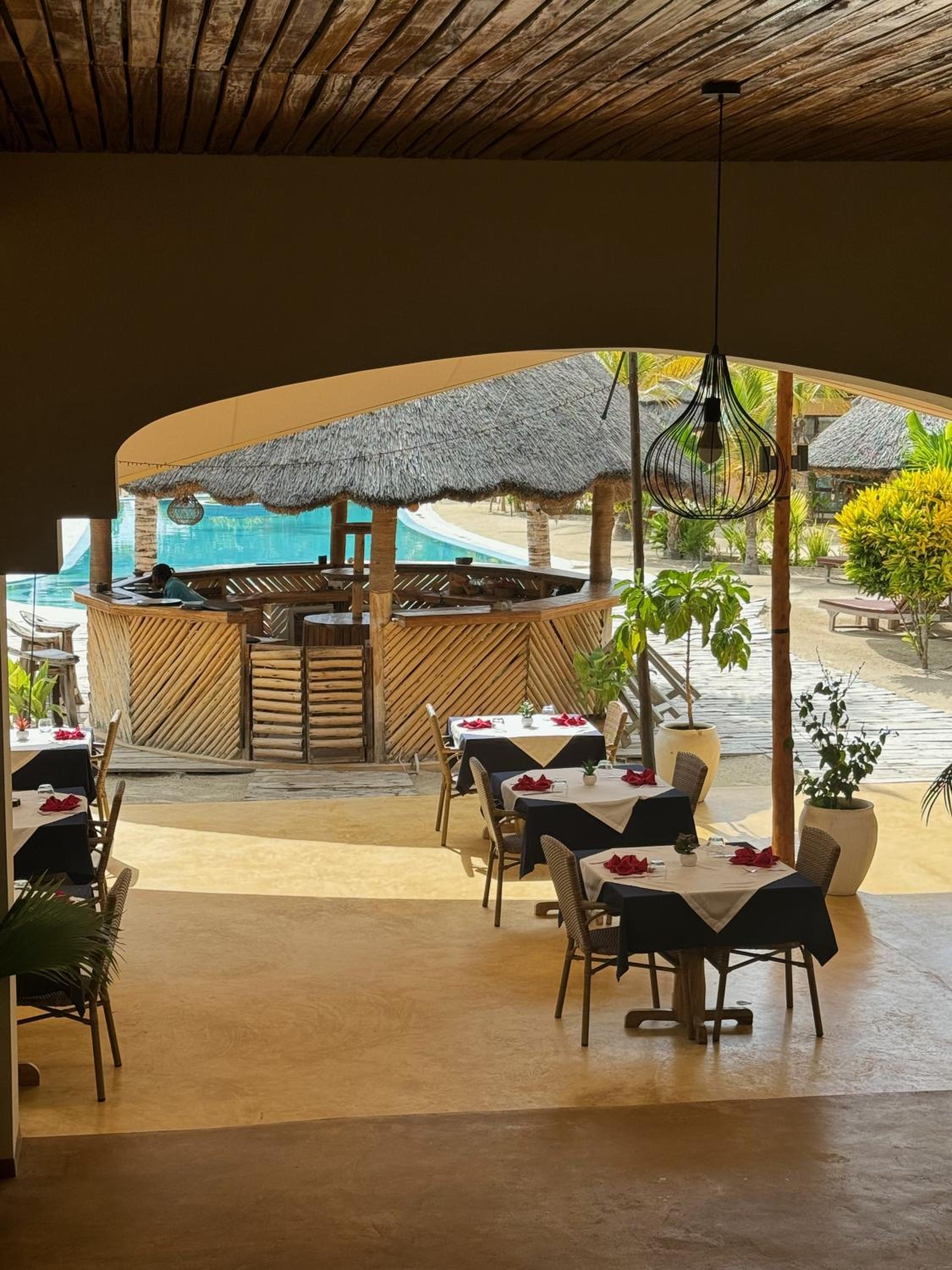 Suite with Pool View - Photo 12