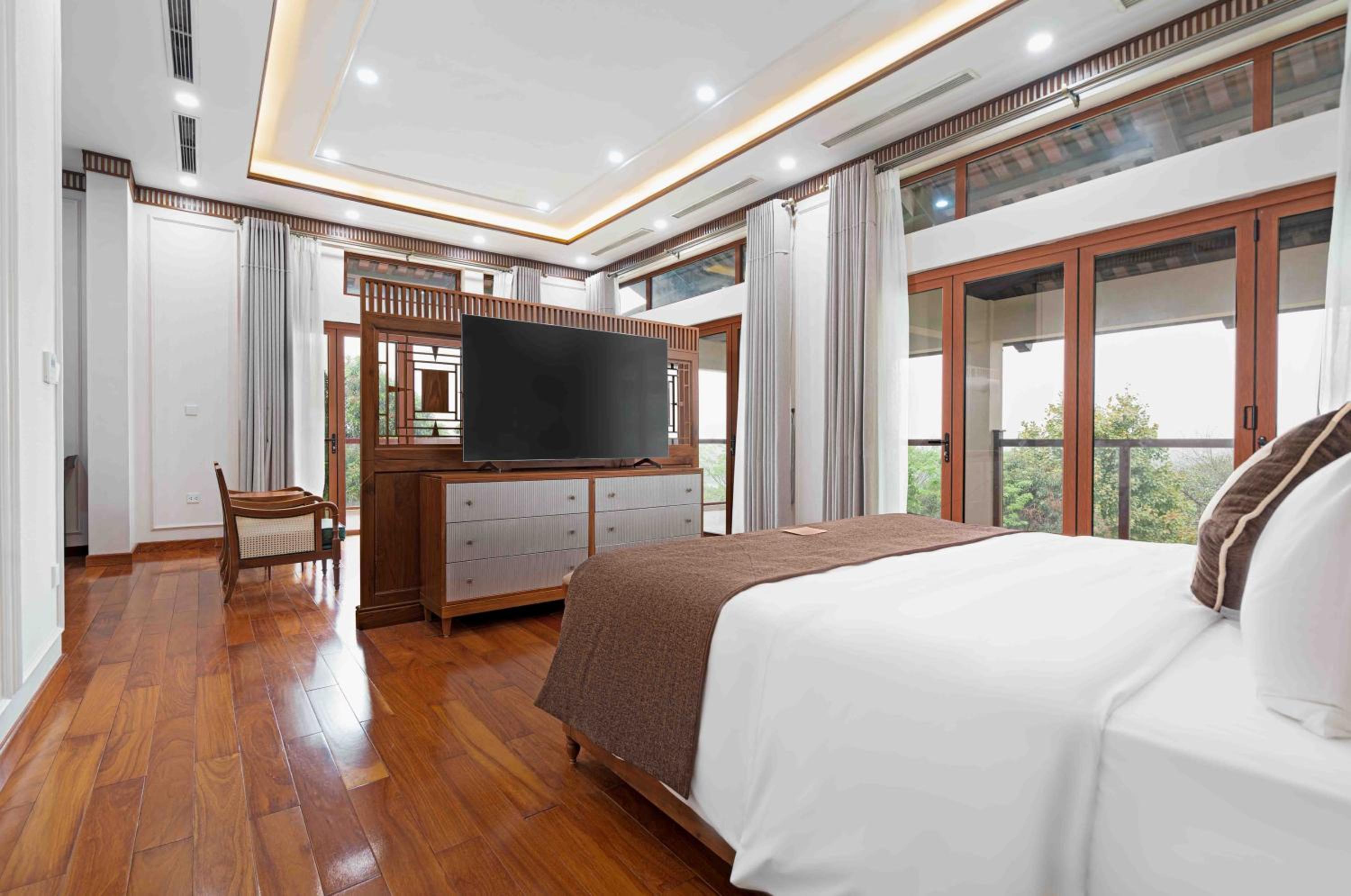 Two-Bedroom Villa - Photo 10