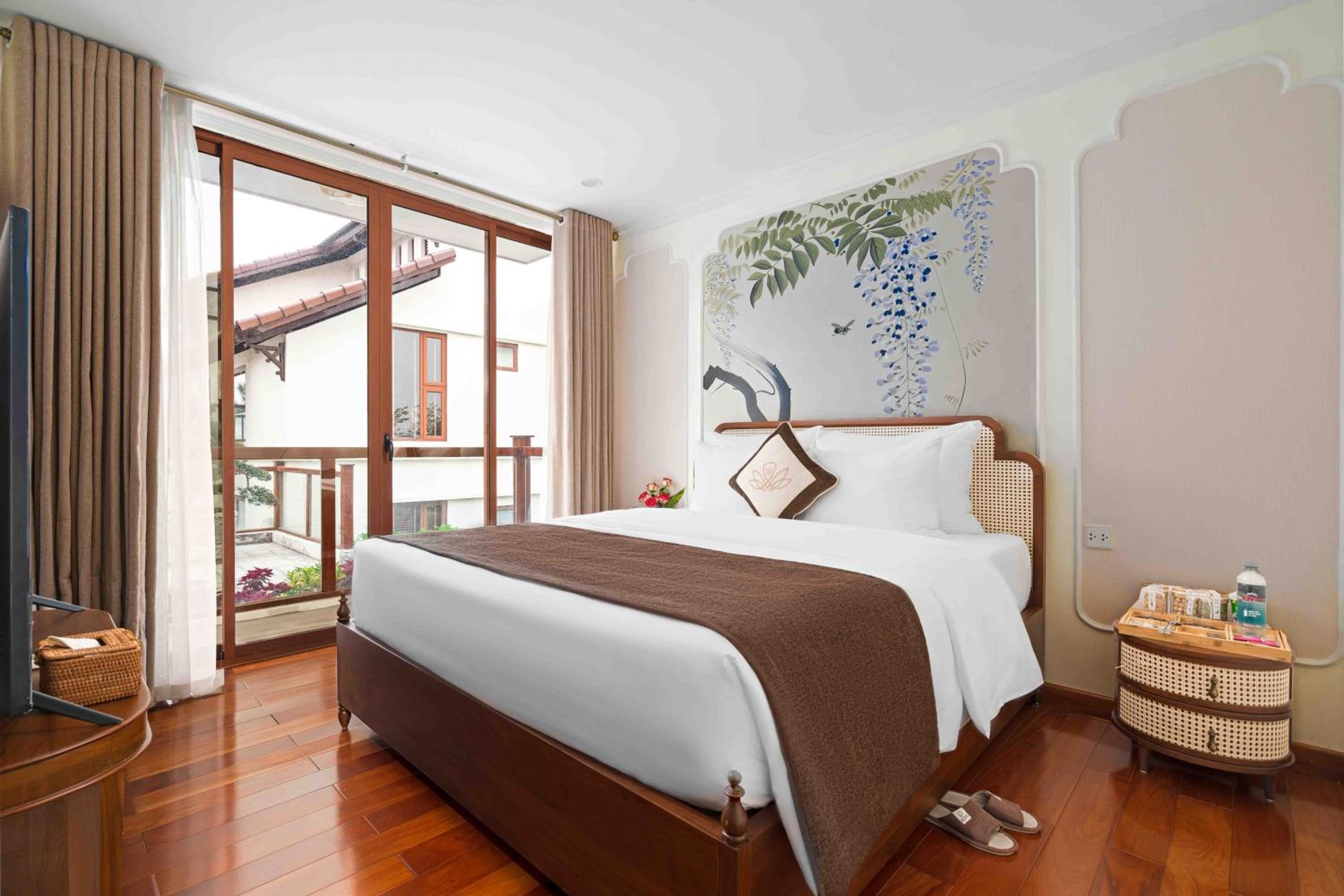 Two-Bedroom Villa - Photo 15