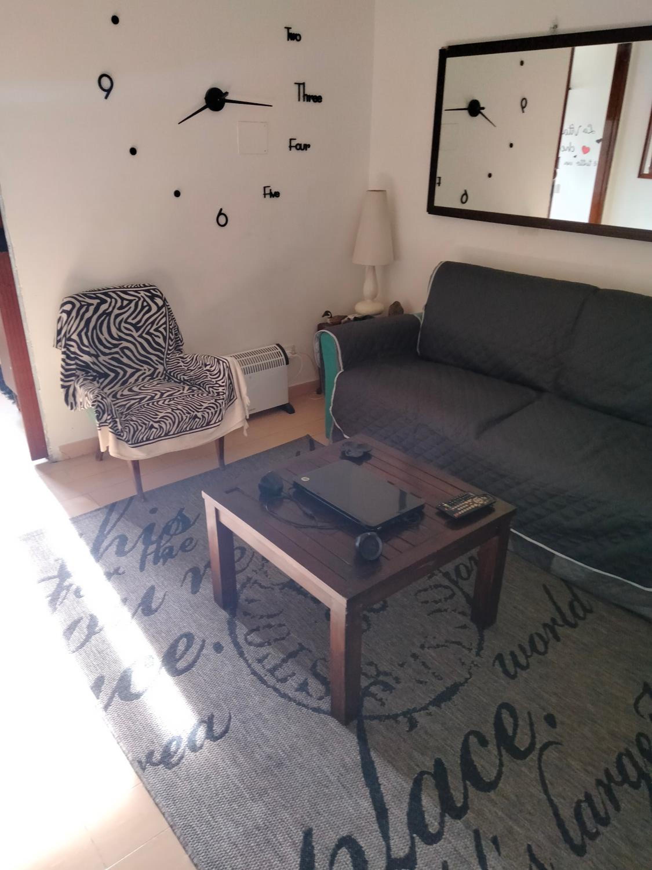 One-Bedroom Apartment - Photo 11