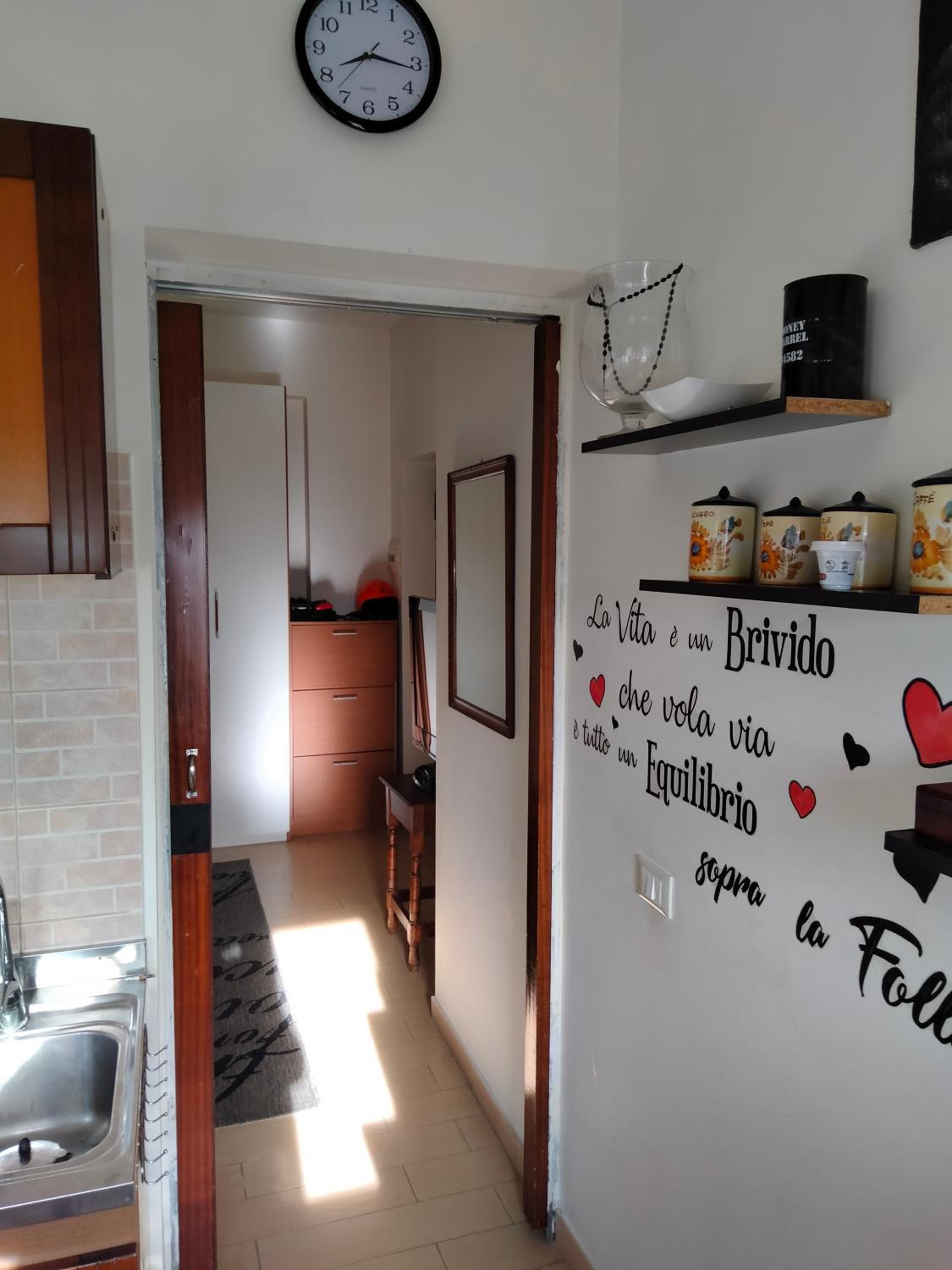 One-Bedroom Apartment - Photo 6