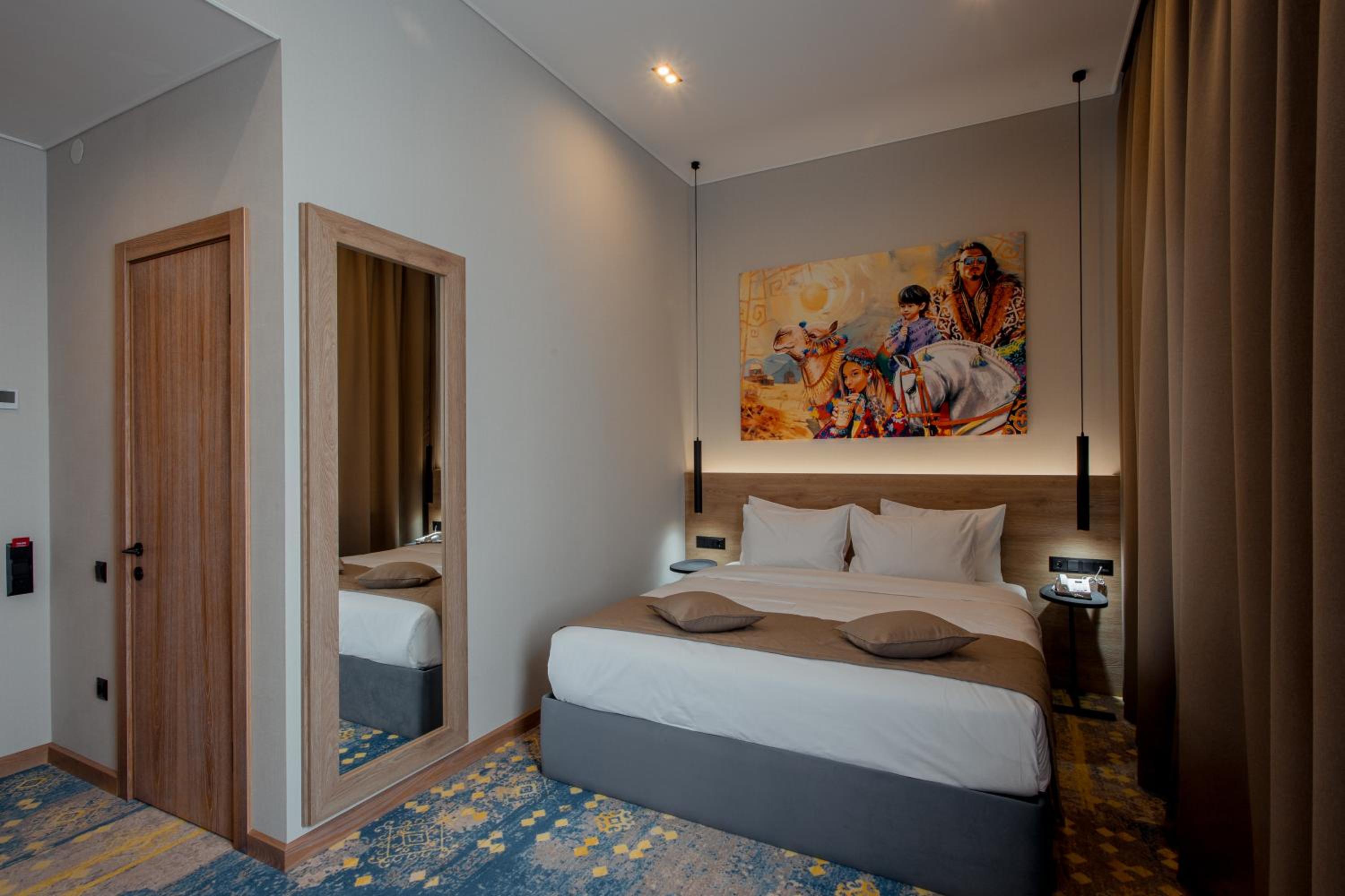 Standard King Room photo 3
