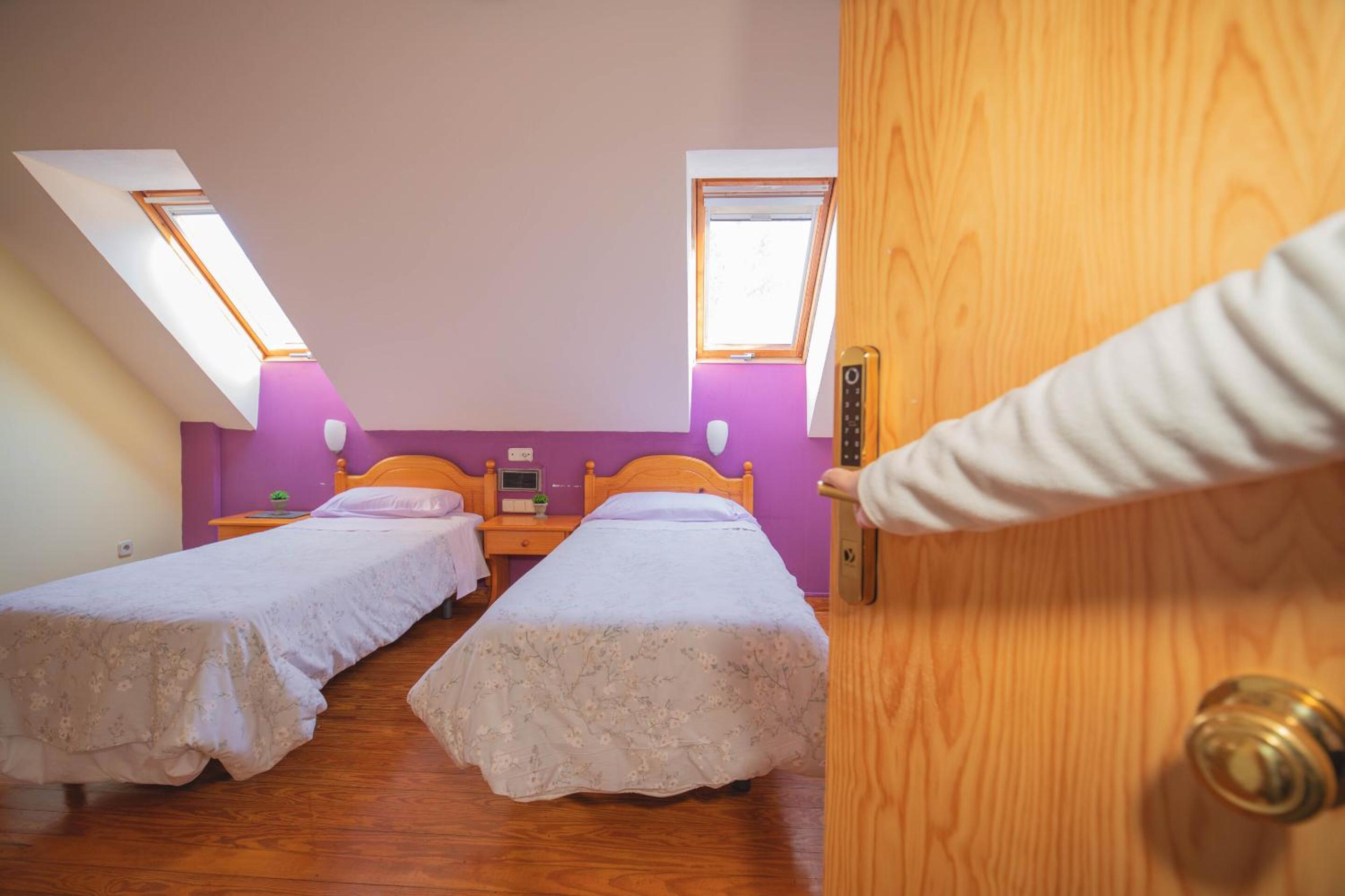 Classic Triple Room photo 3