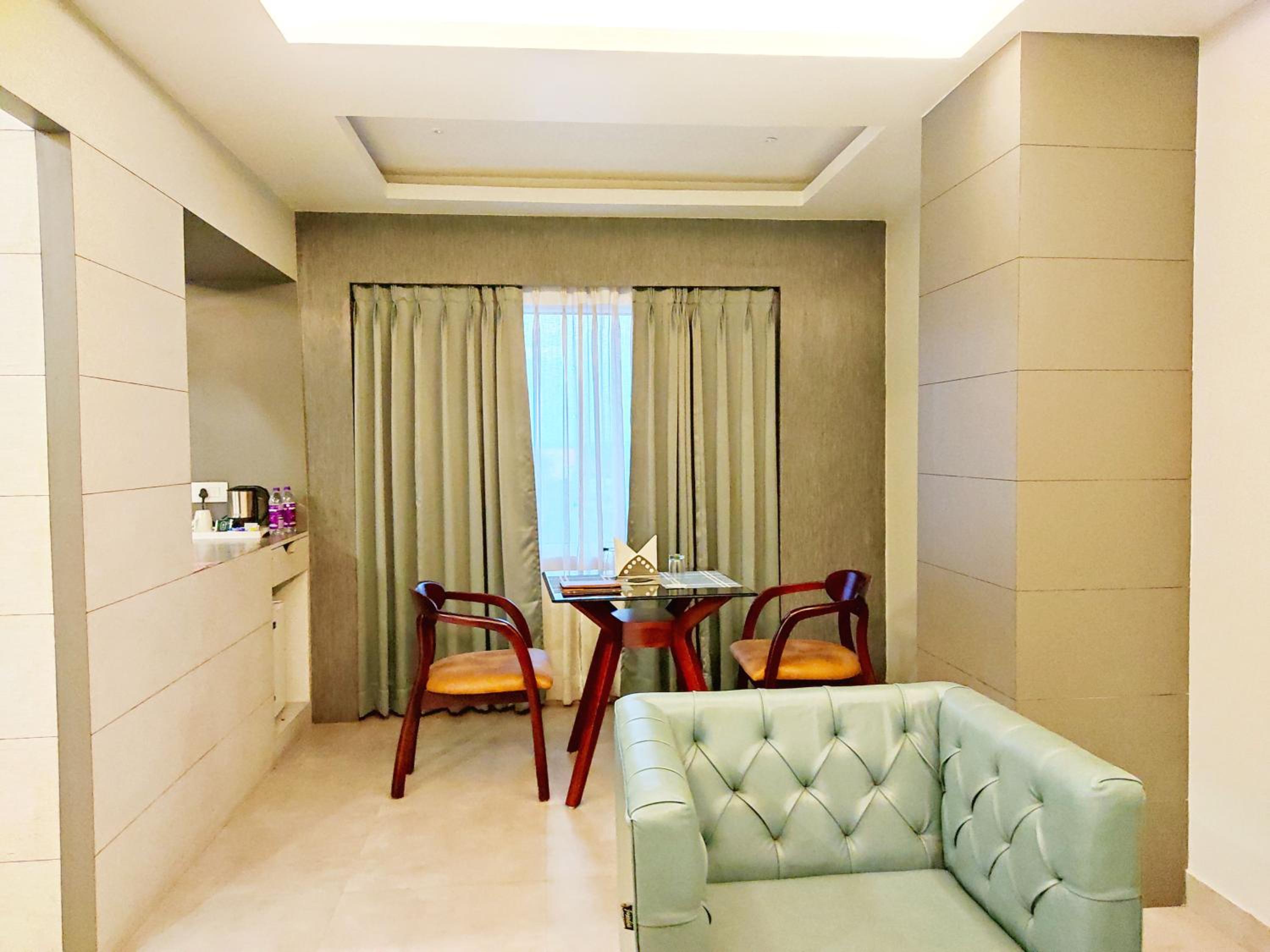 Deluxe Suite