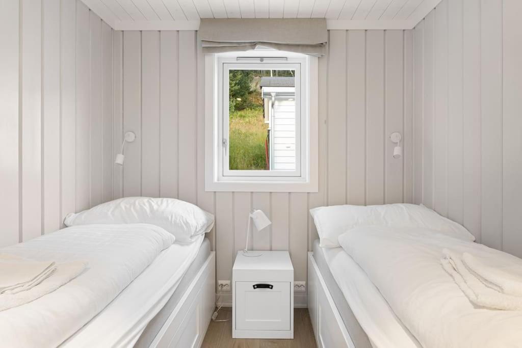 Three-Bedroom House photo 1