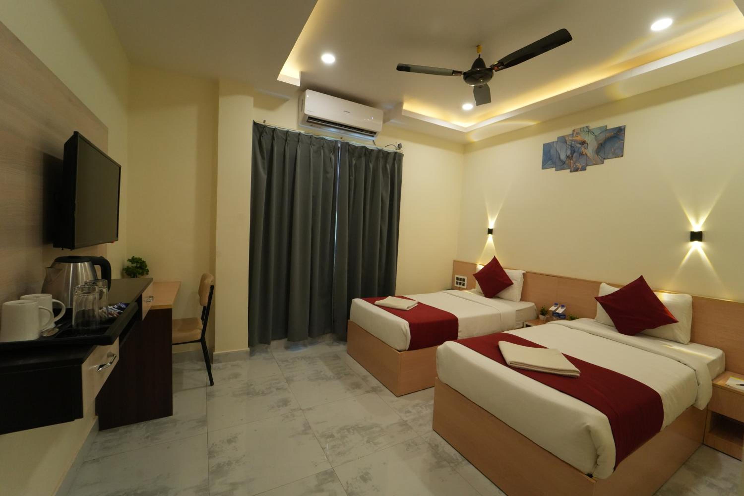 Deluxe Twin Room - Photo 3