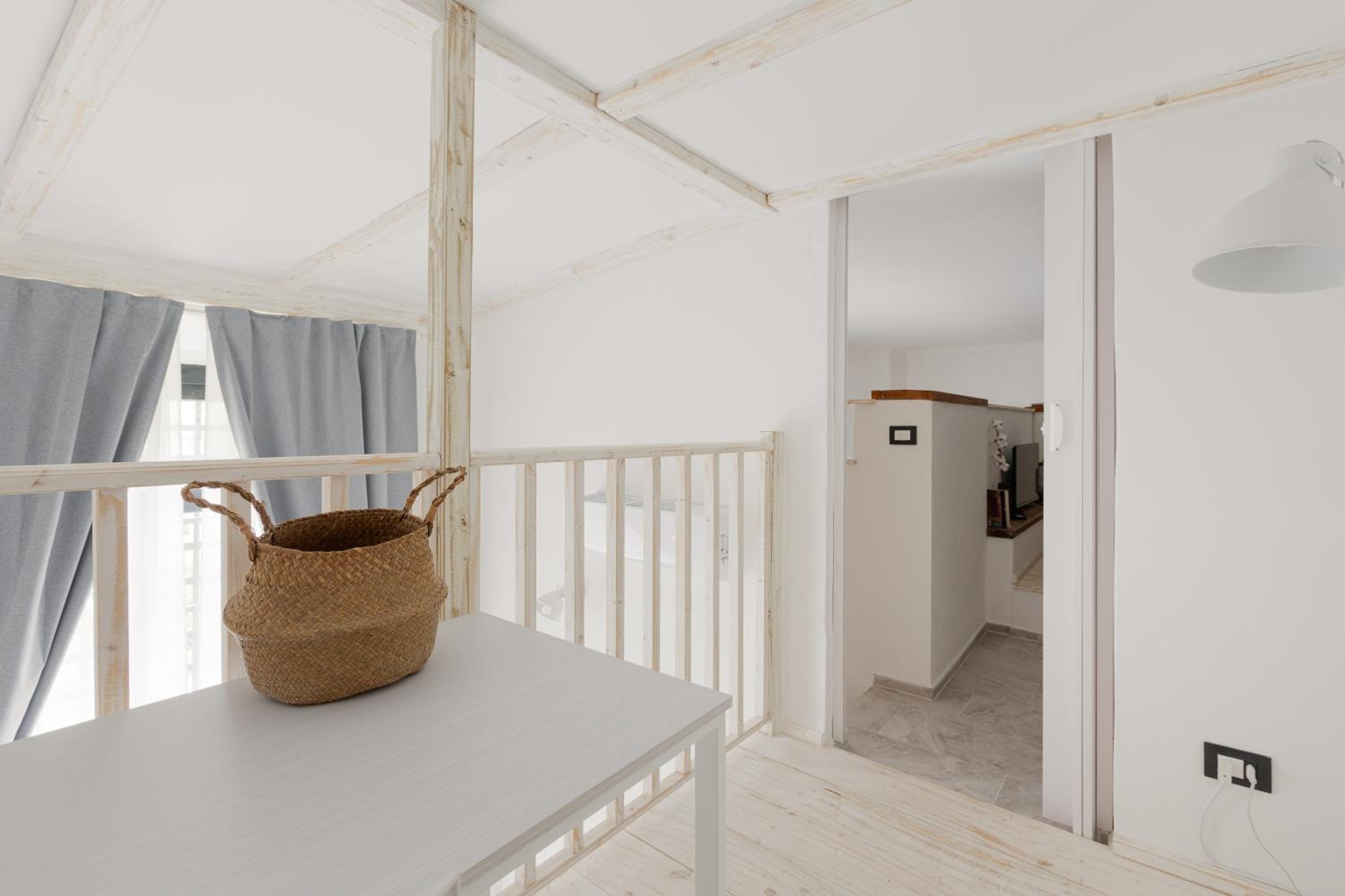 Apartment - Split Level