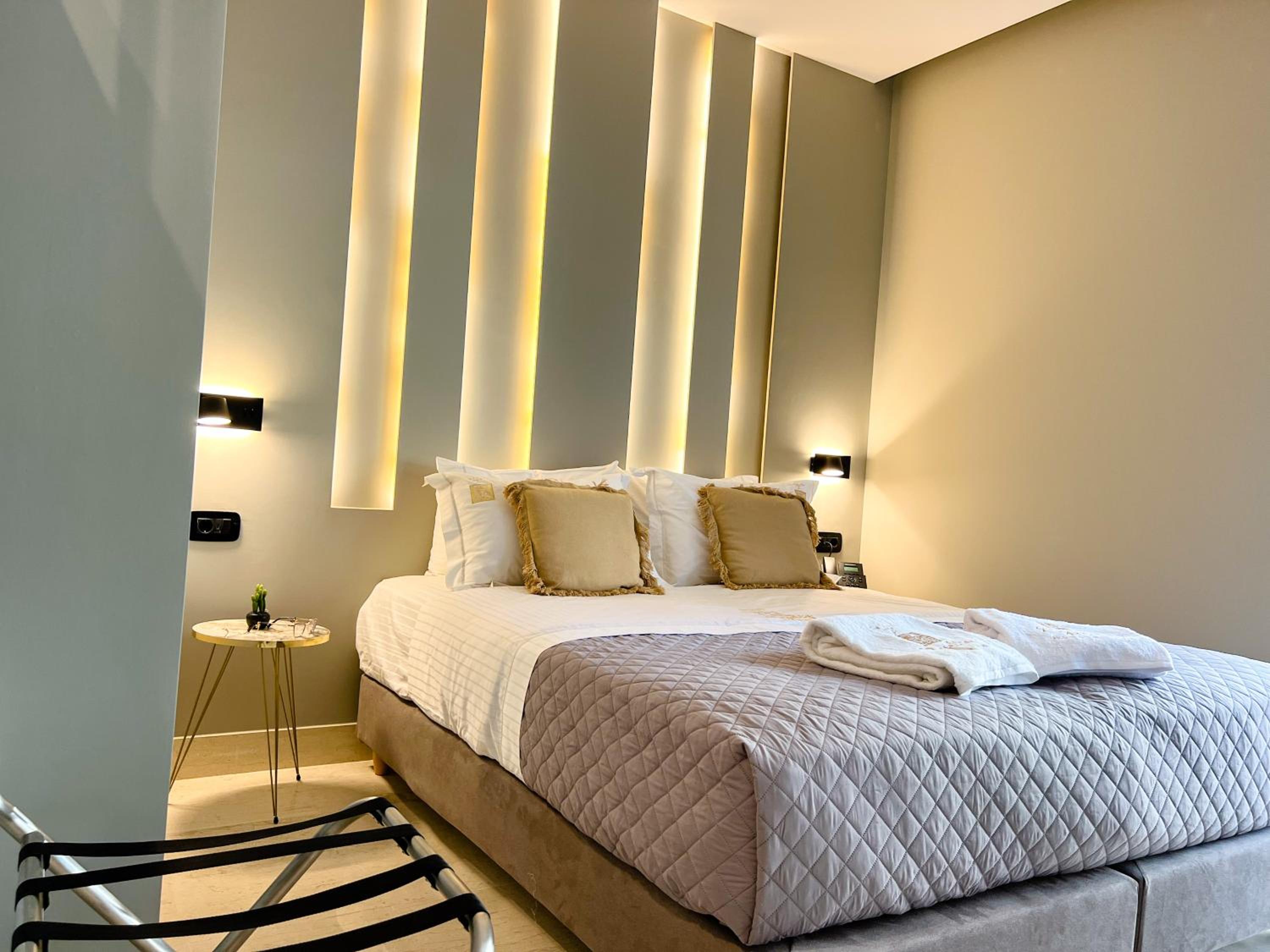 Executive Suite with Acropolis View photo 3