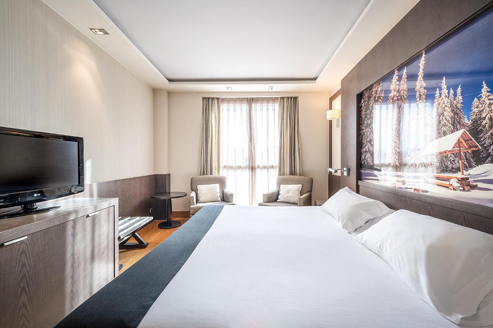Double or Twin Room - Photo 7