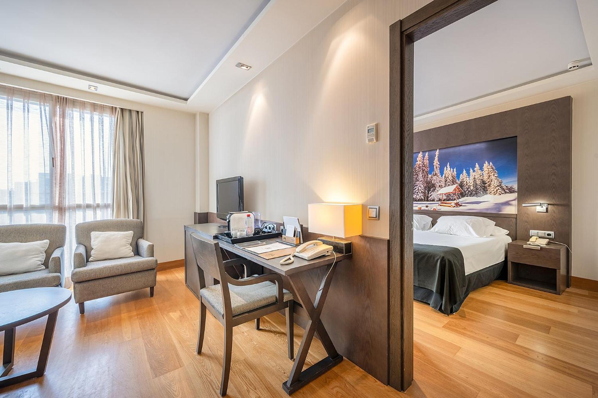 Junior Suite - Photo 12