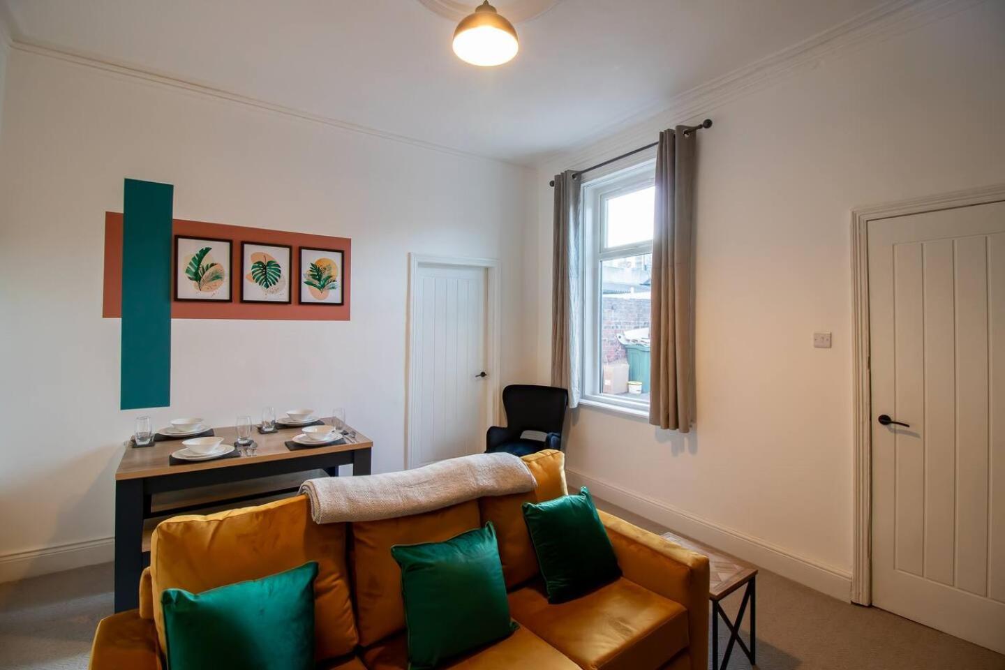 Apartment photo 1