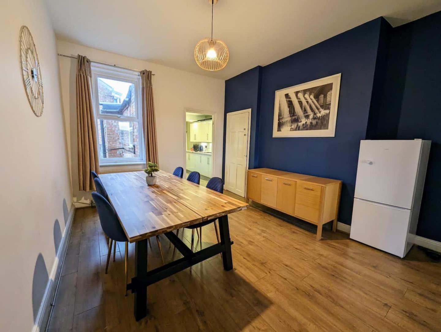 Apartment photo 3