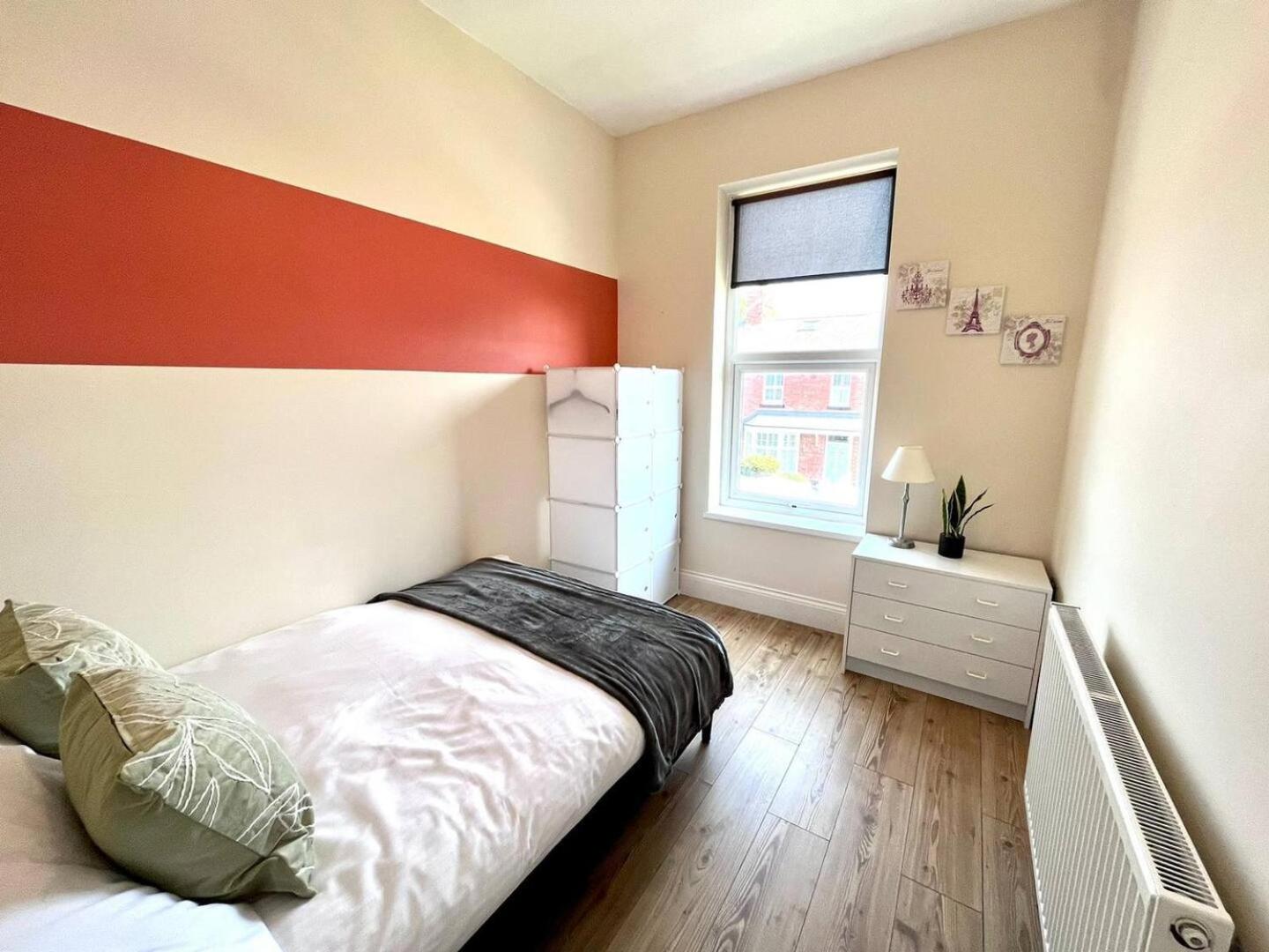 Apartment photo 3
