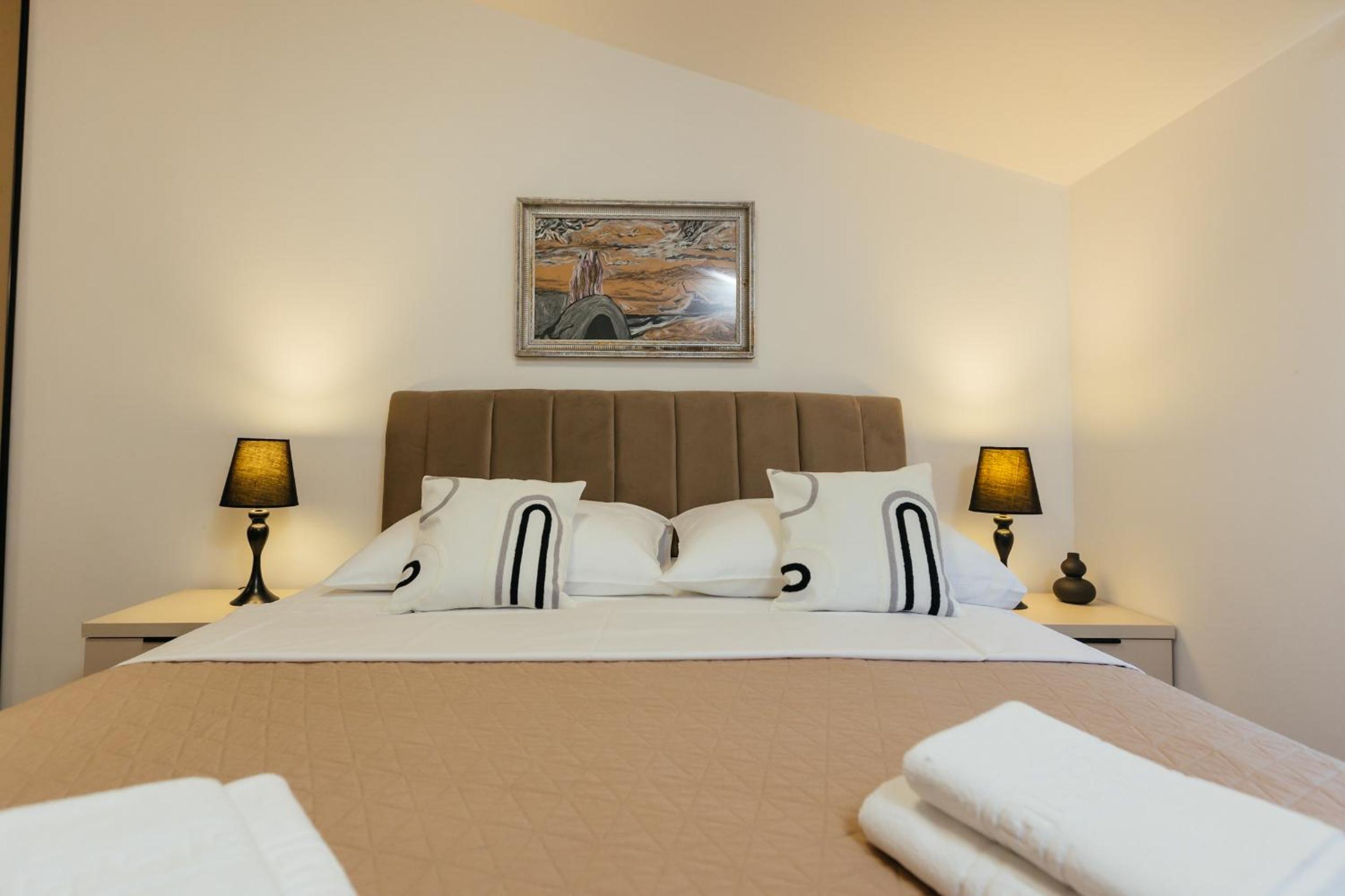 Villa photo 3