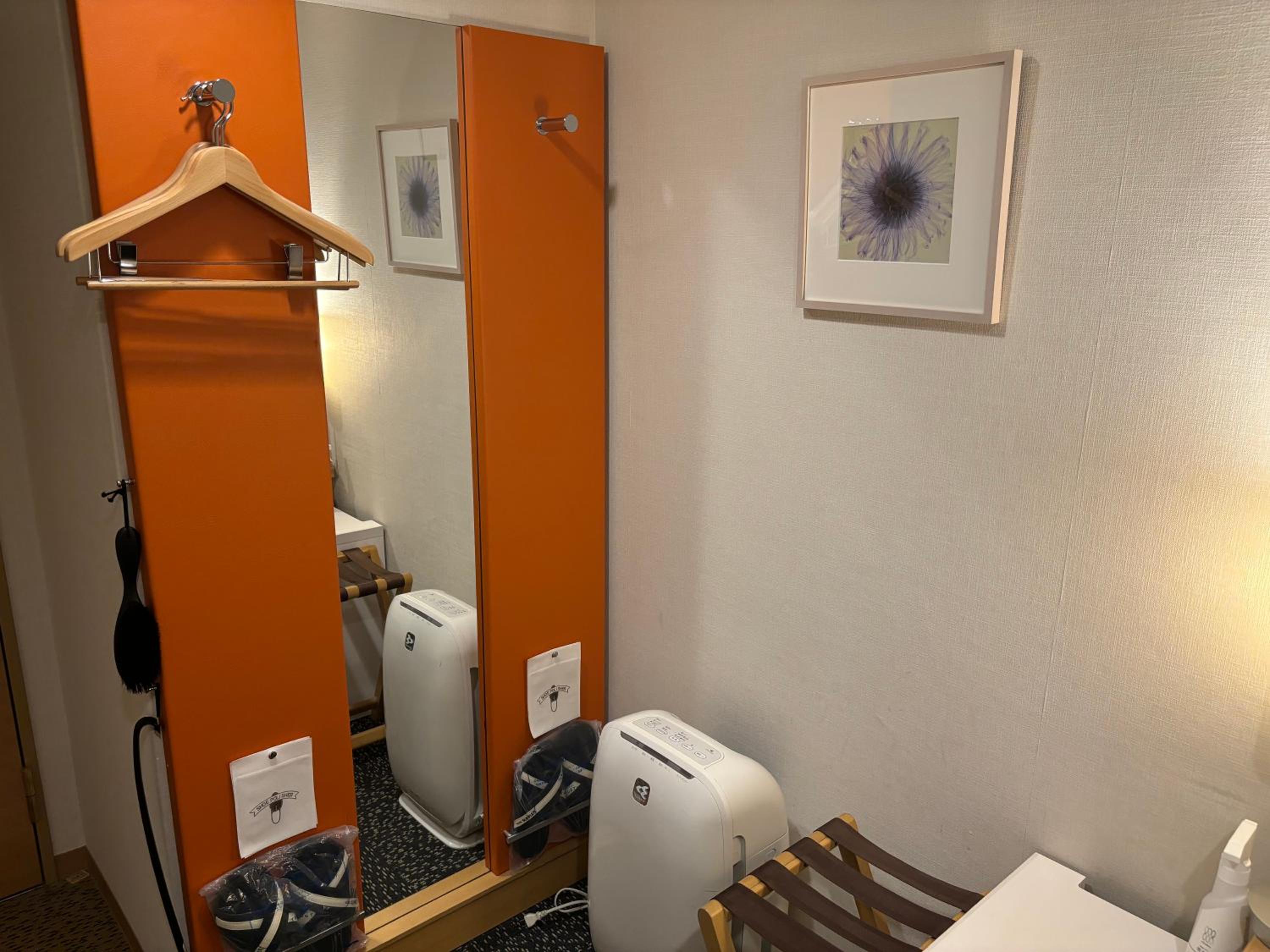 Double Room with Small Double Bed - Non-Smoking - Photo 5